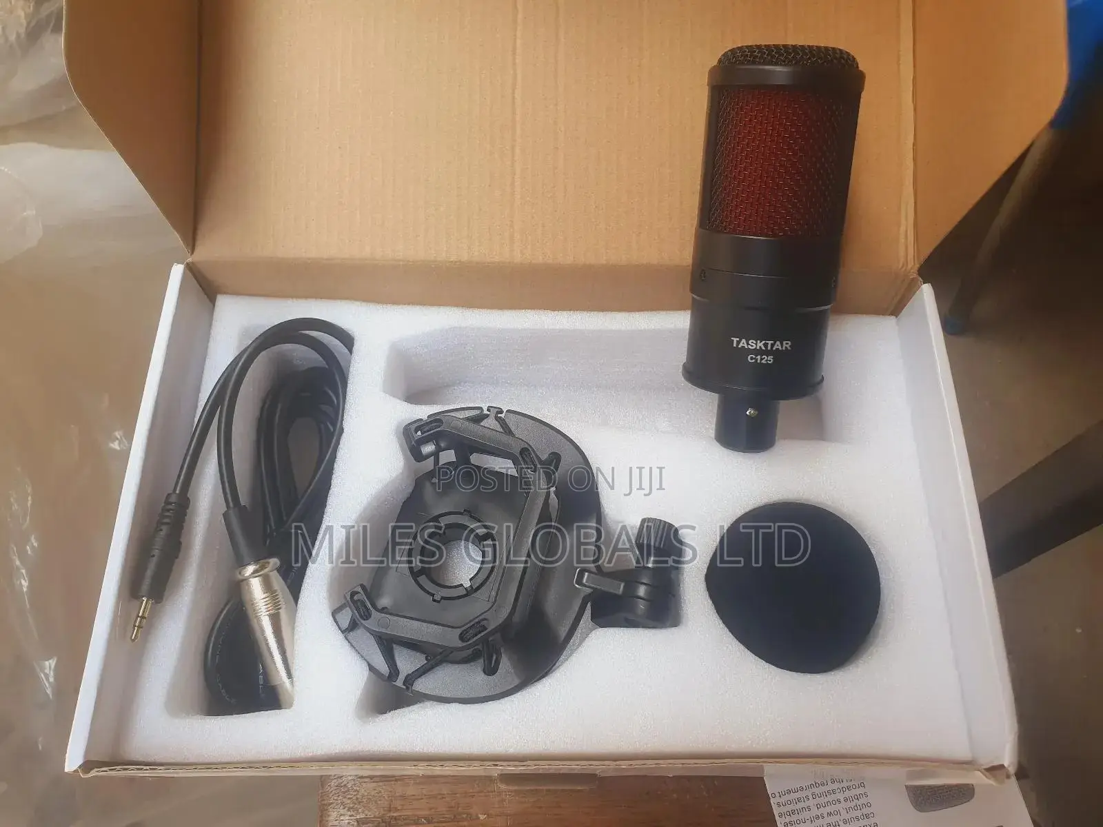 Takstar Comdenser Microphone