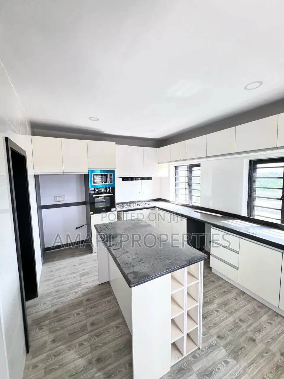 3bdrm Block of Flats in Ajah Lekki for rent