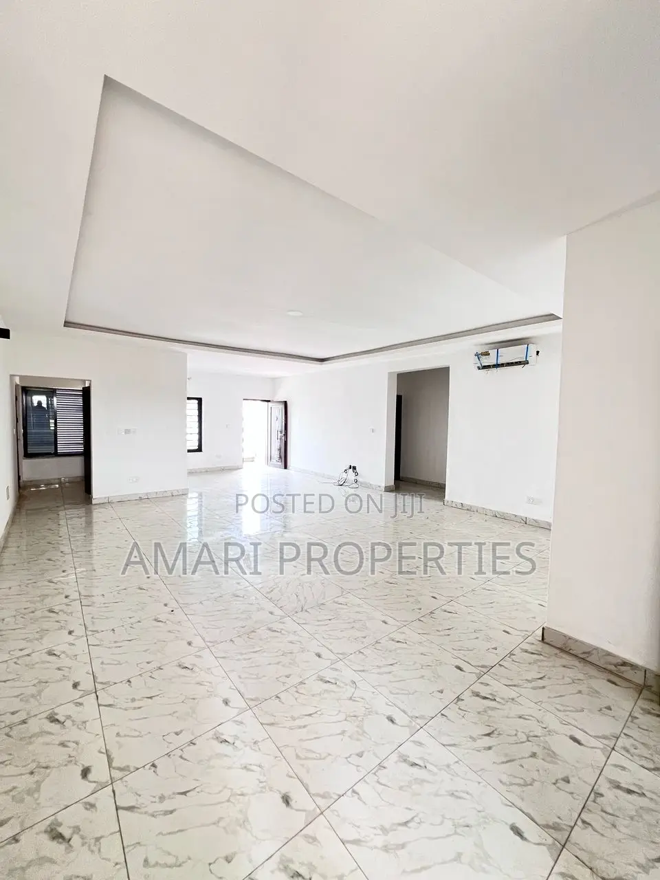 3bdrm Block of Flats in Ajah Lekki for rent