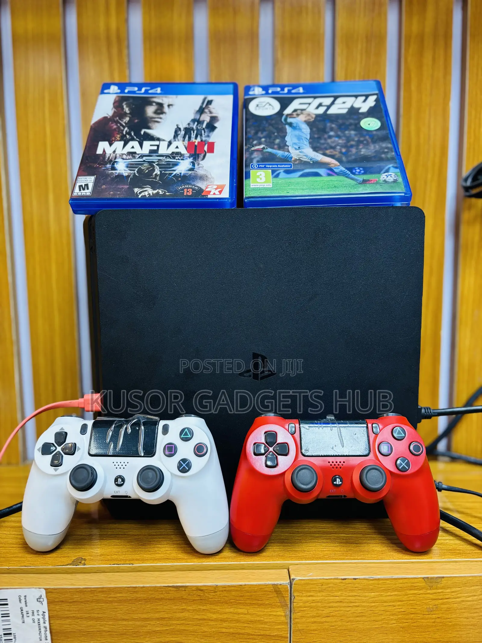 Play Station 4 Slim