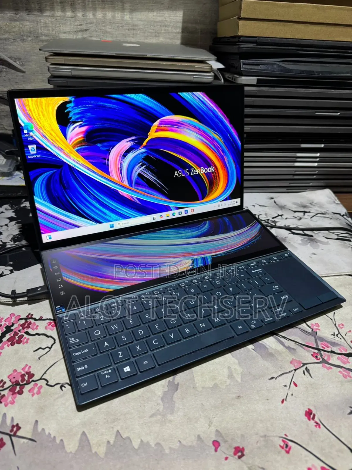 Laptop Asus Zenbook Duo 14 8GB Intel Core I7 SSD 512GB