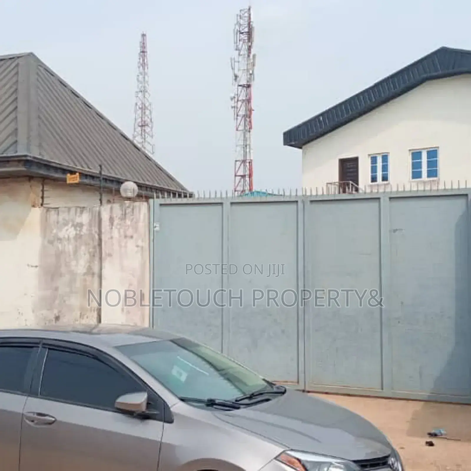 Vacant Warehouse for Lease
