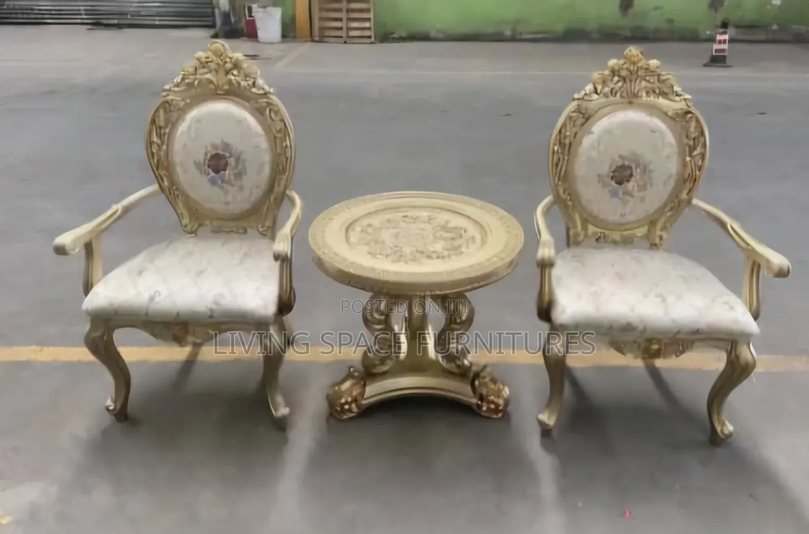 Royal Console Chairs With Coffee Table Set
