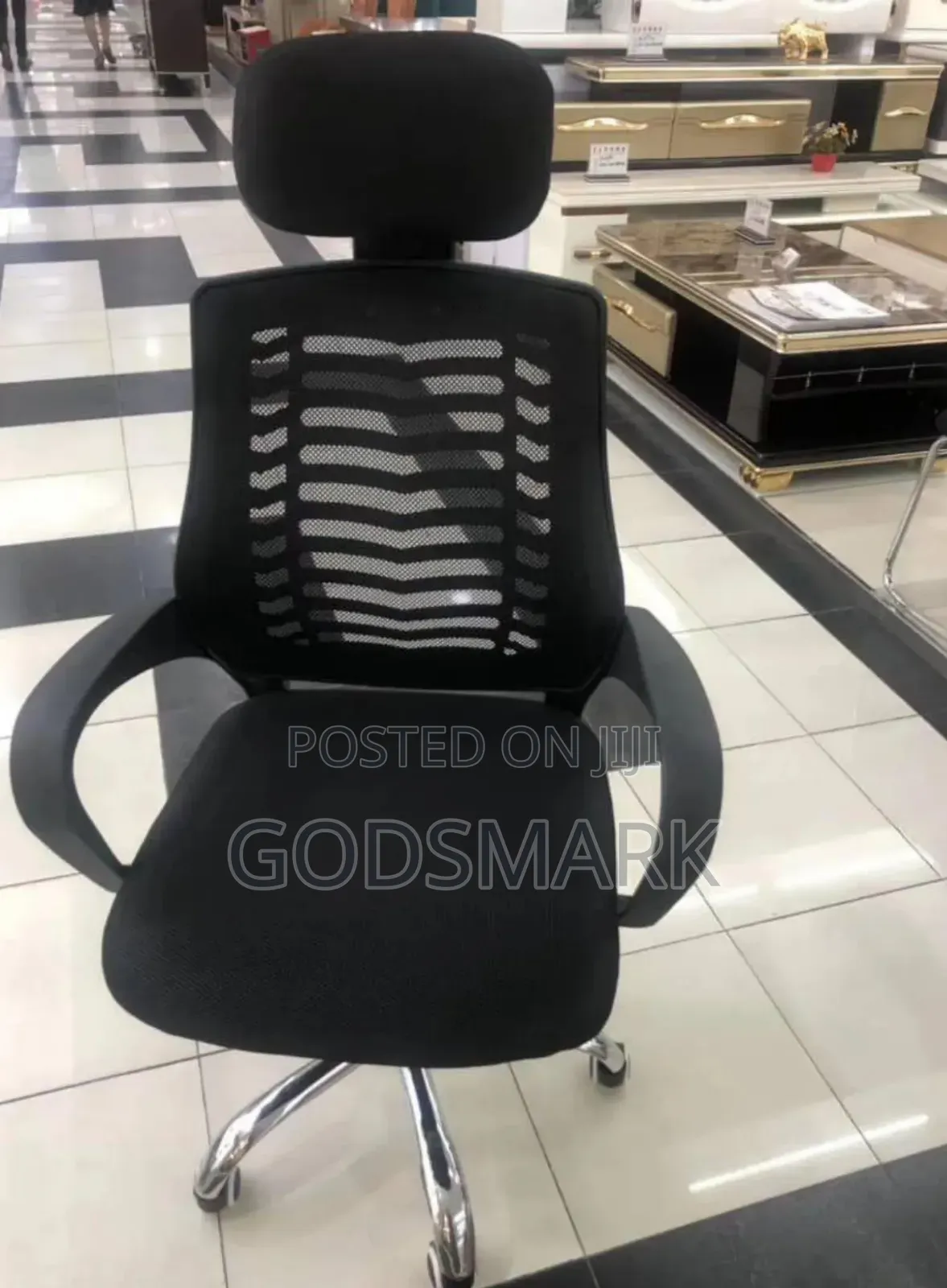 Mesh Back Office Chair Swivel With Headrest.