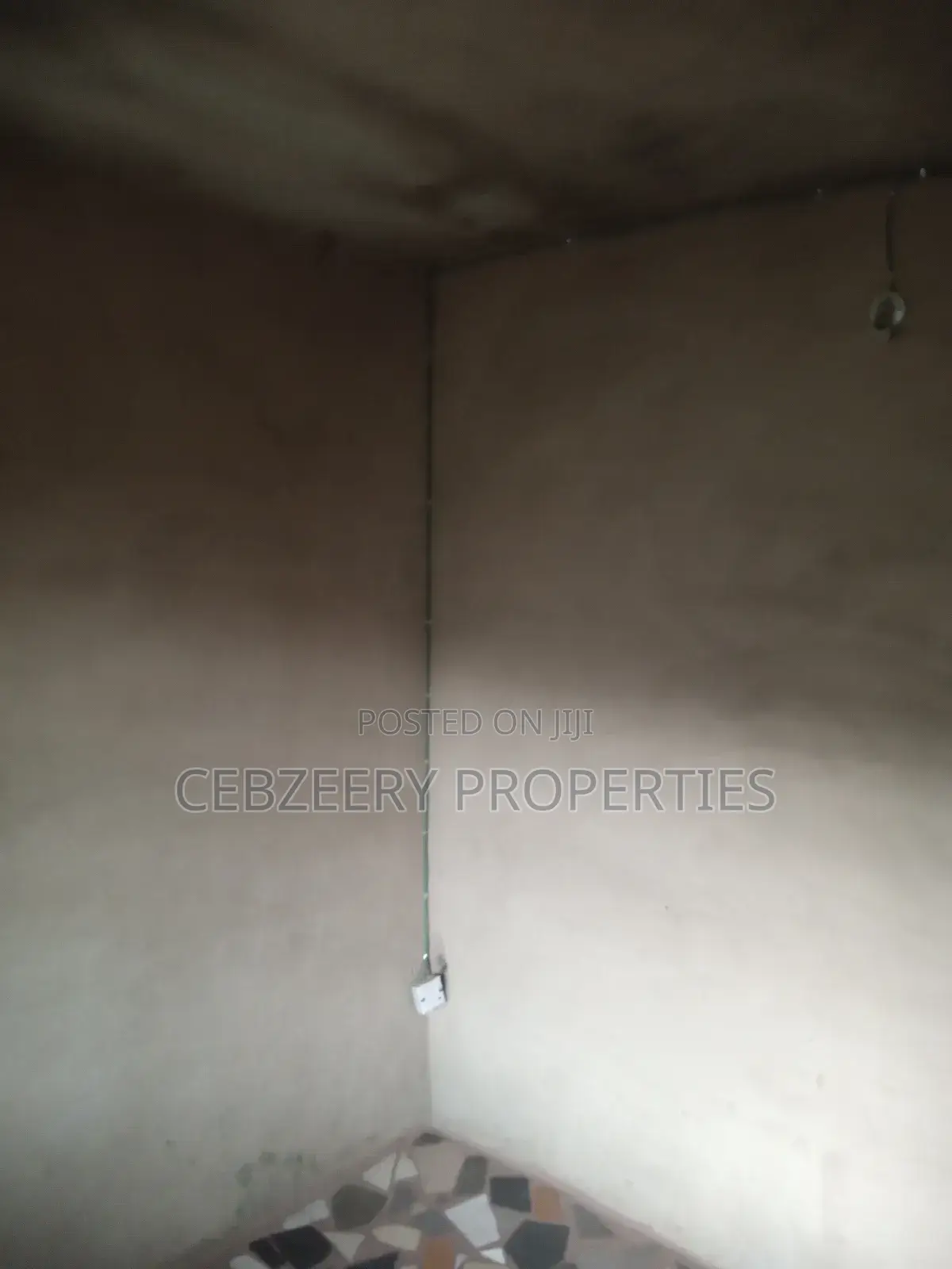 2bdrm Block of Flats in Akute Ajuwon for rent