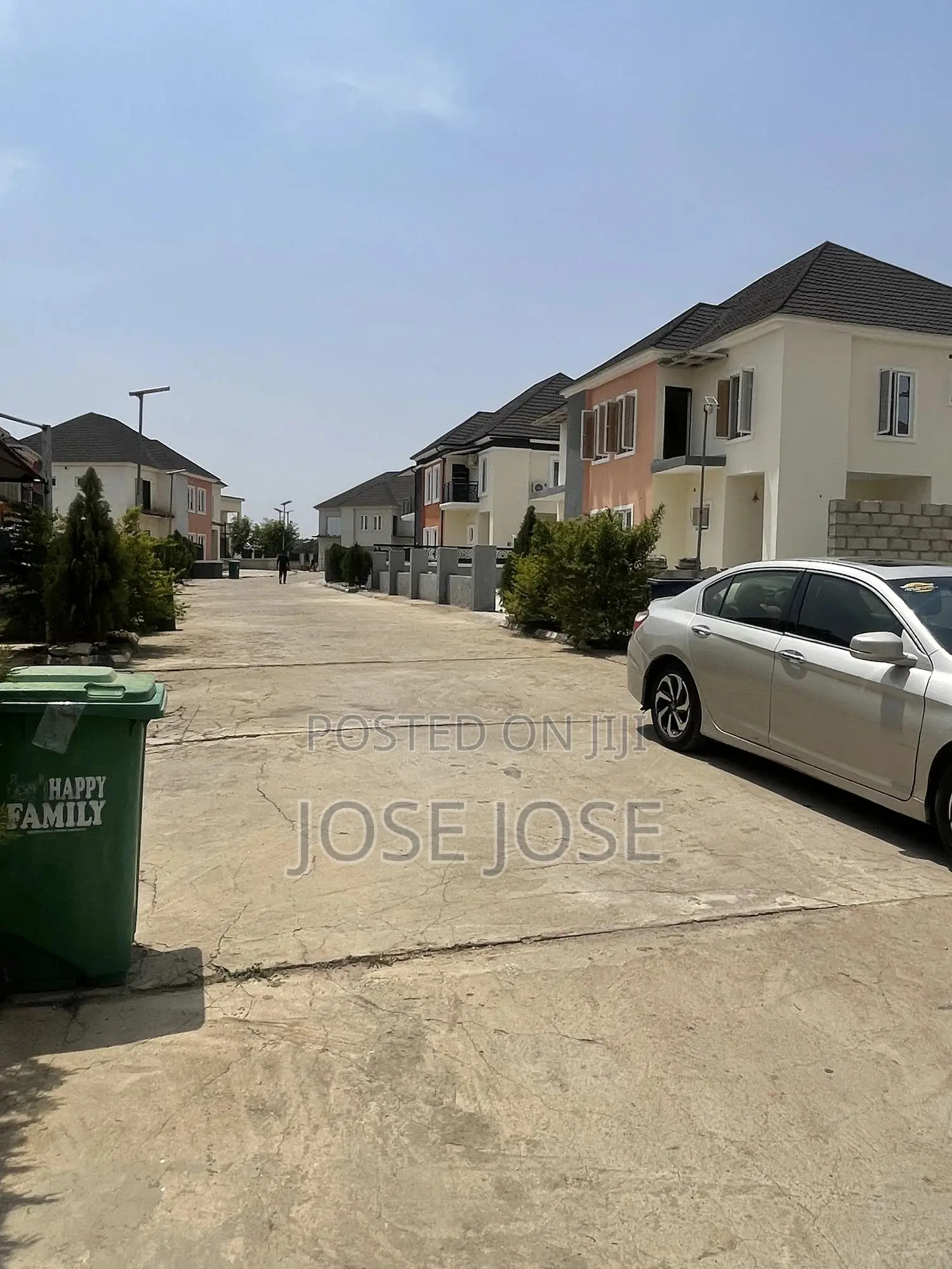 Furnished 4bdrm Duplex in Ask, Idu Industrial for sale