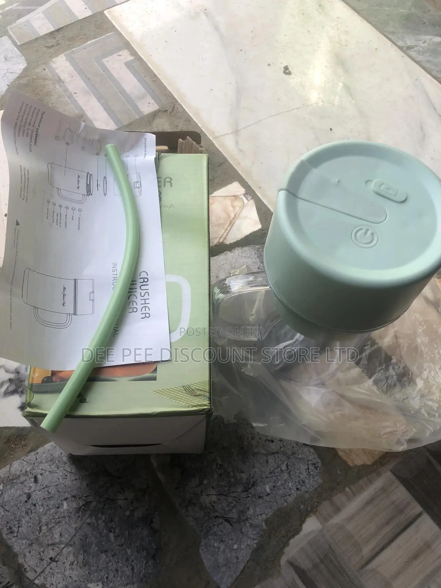 Rechargeable Crusher Juicer Cup With Straws