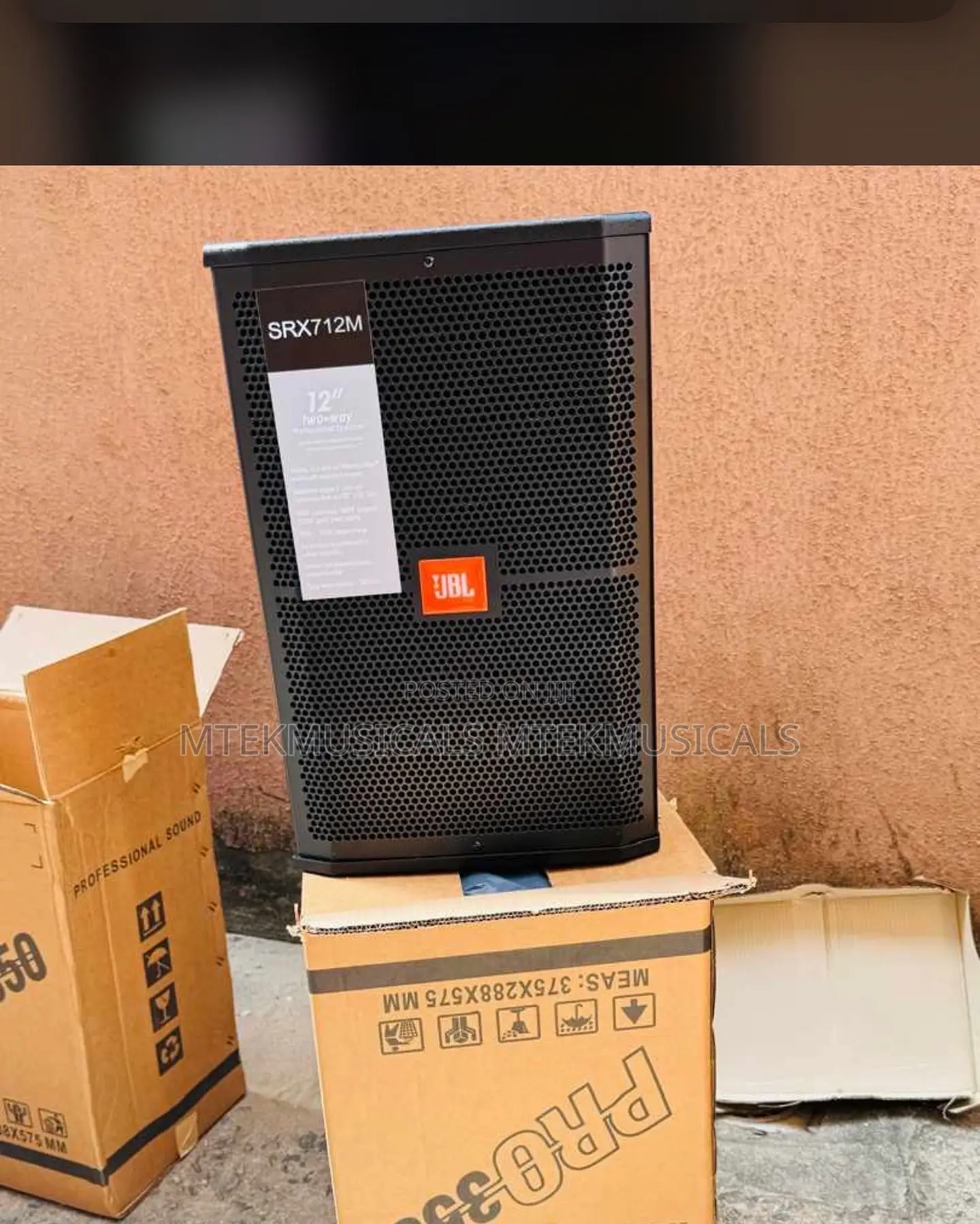 JBL Srx712