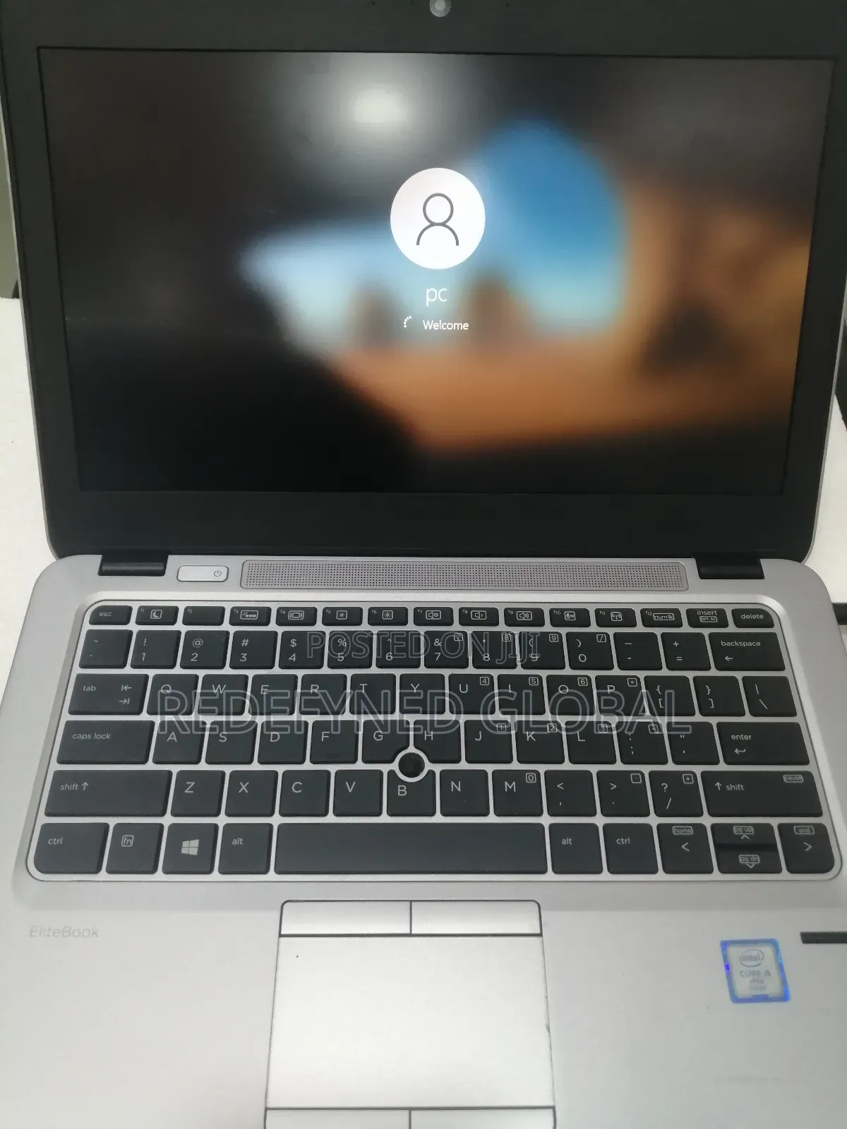 Laptop HP EliteBook 820 8GB Intel Core i5 SSD 256GB