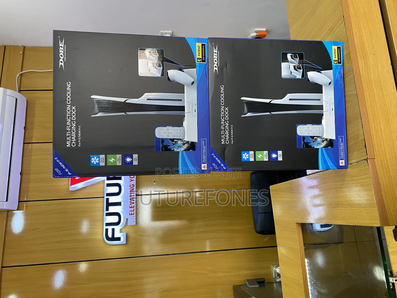 Multi-Function Cooling Charging Dock for Ps5