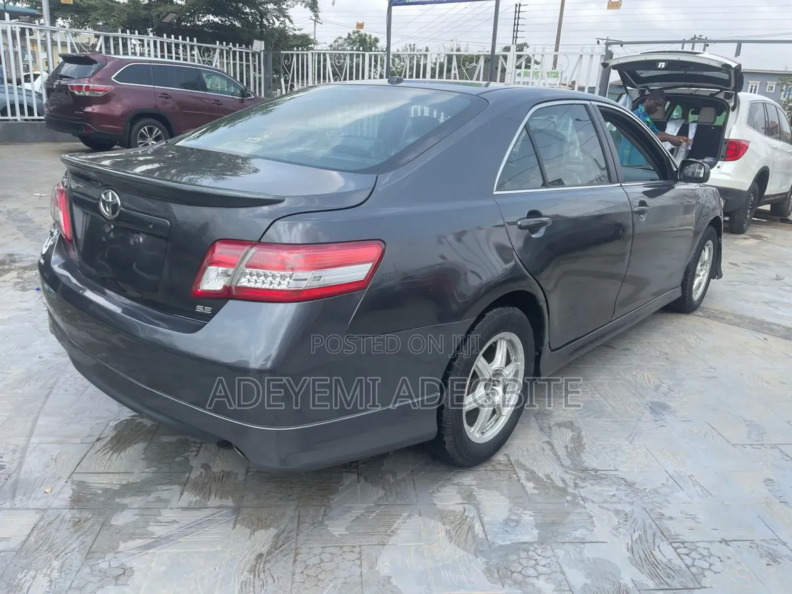Toyota Camry 2011 Gray