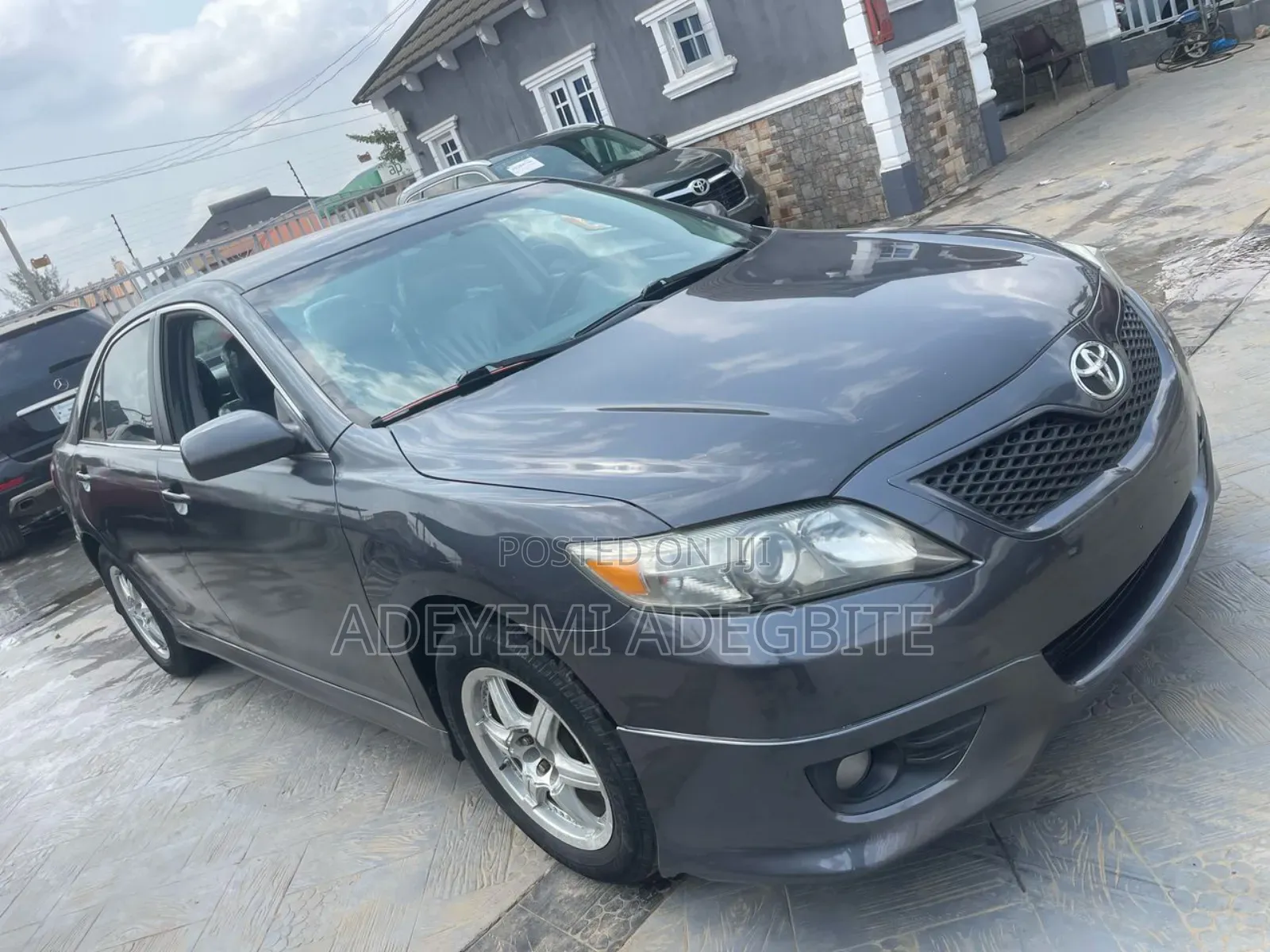 Toyota Camry 2011 Gray