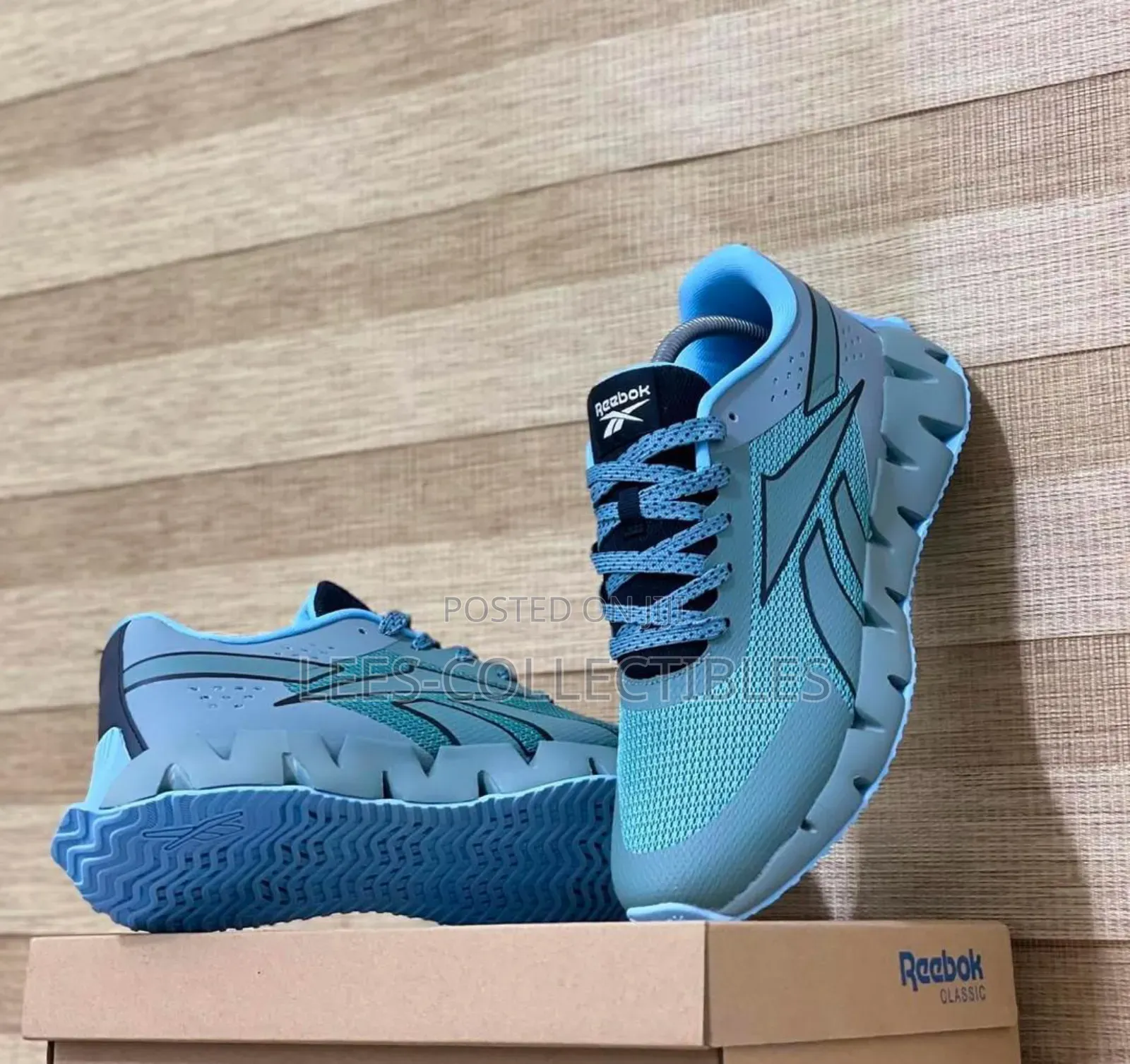 High Quality Reebok Sneakers