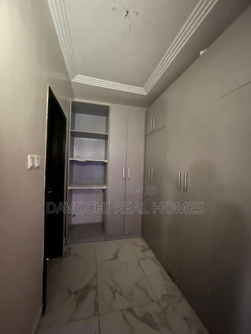 5bdrm Duplex in Osapa London, Lekki for rent