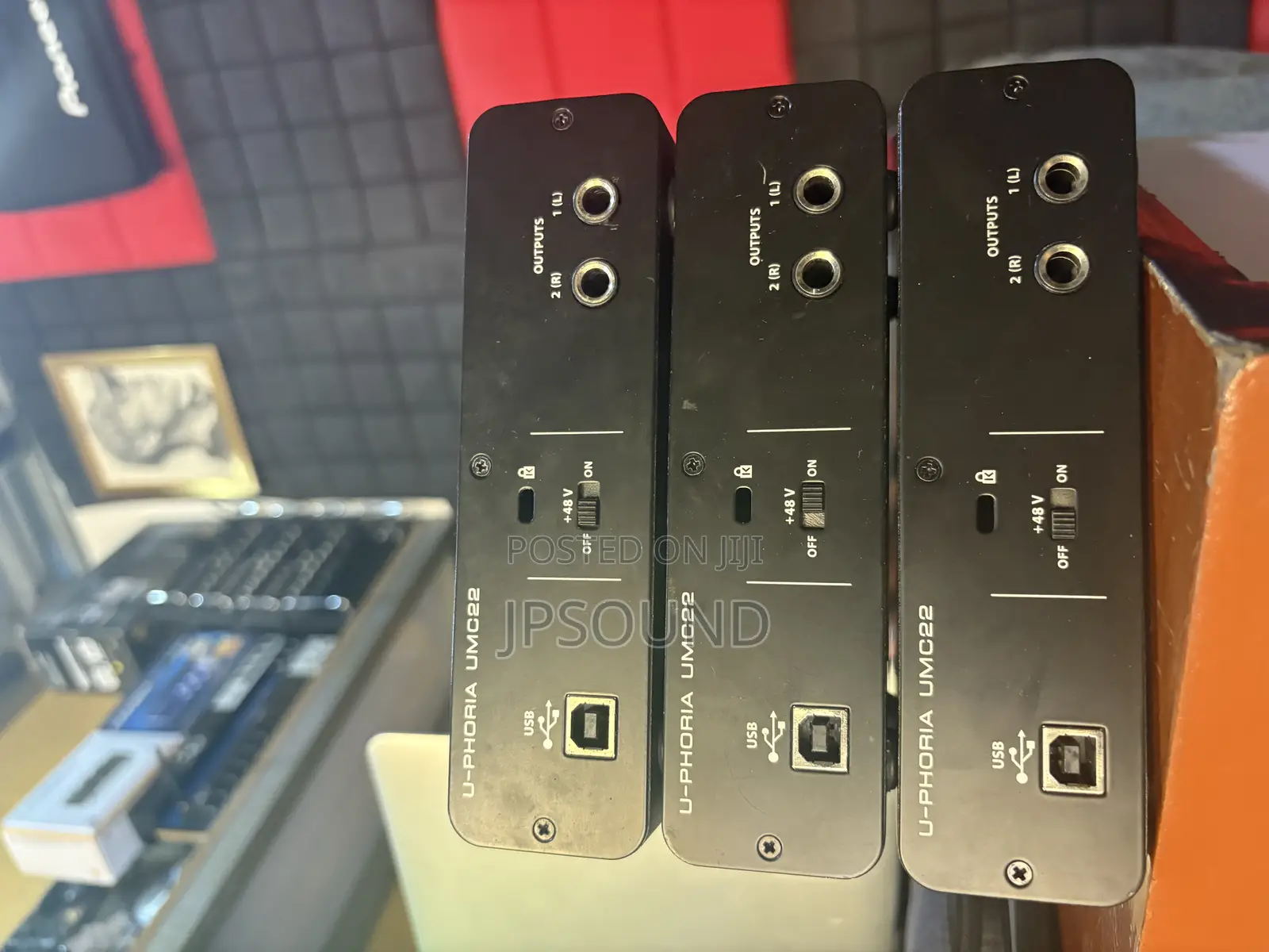Behringer Um22 Soundcard