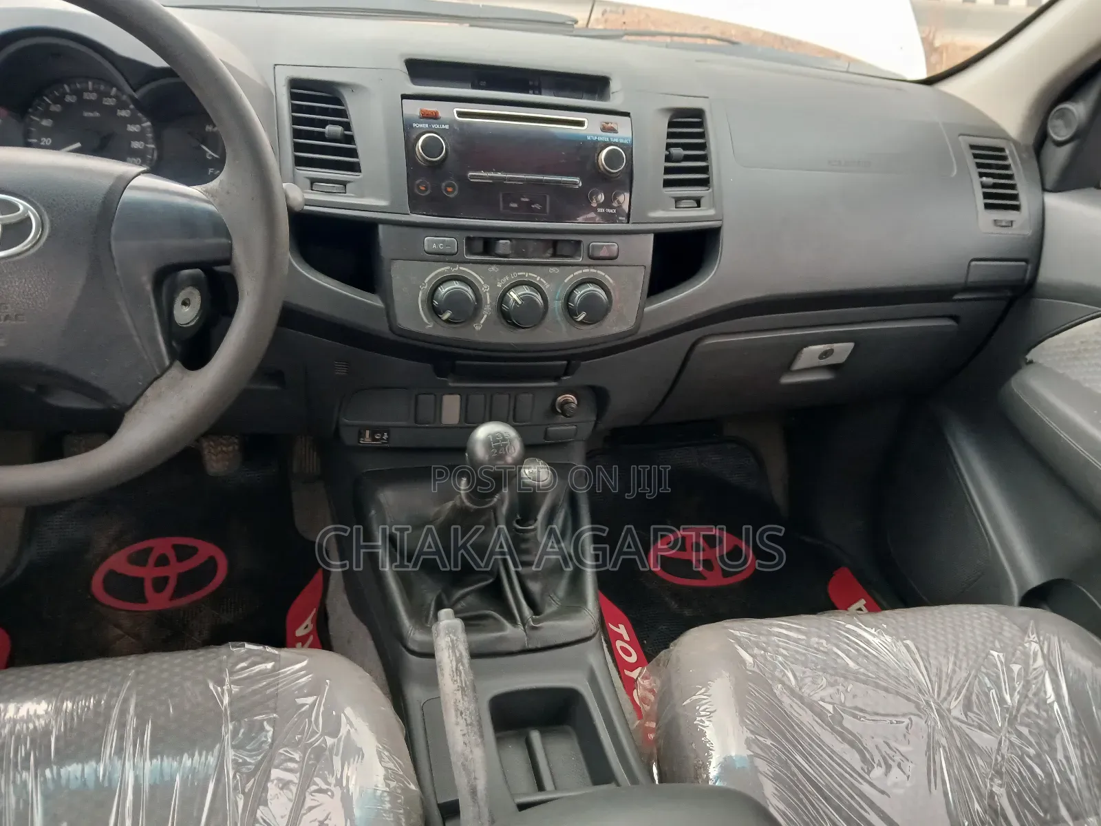 Toyota Hilux 2015 White