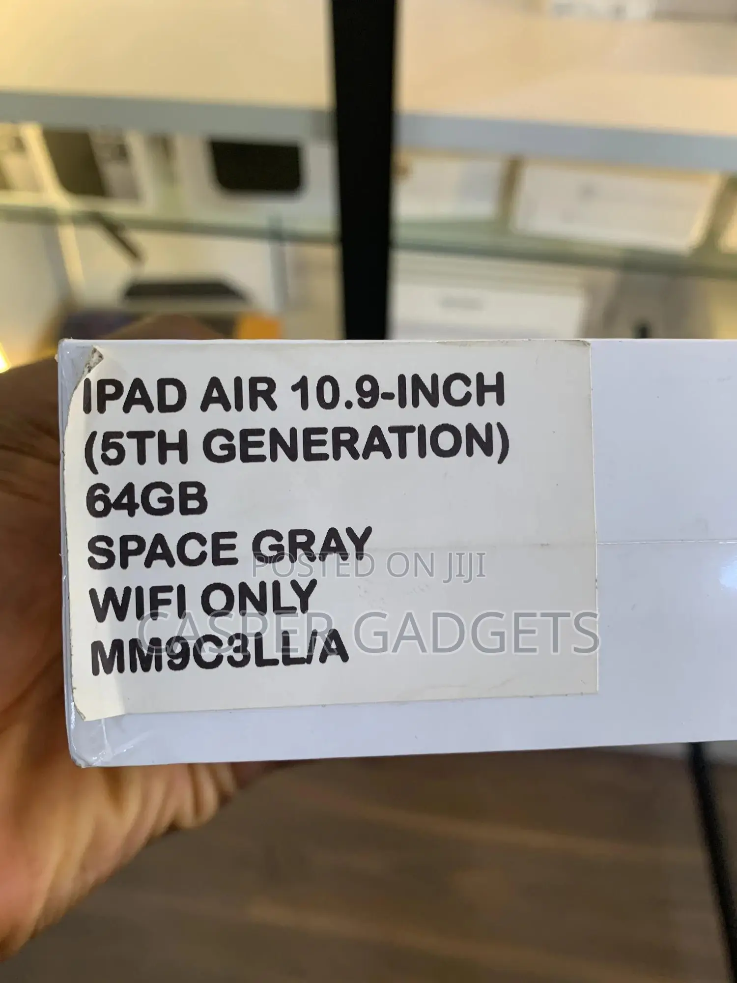 New Apple iPad Air (2022) 64 GB Gray