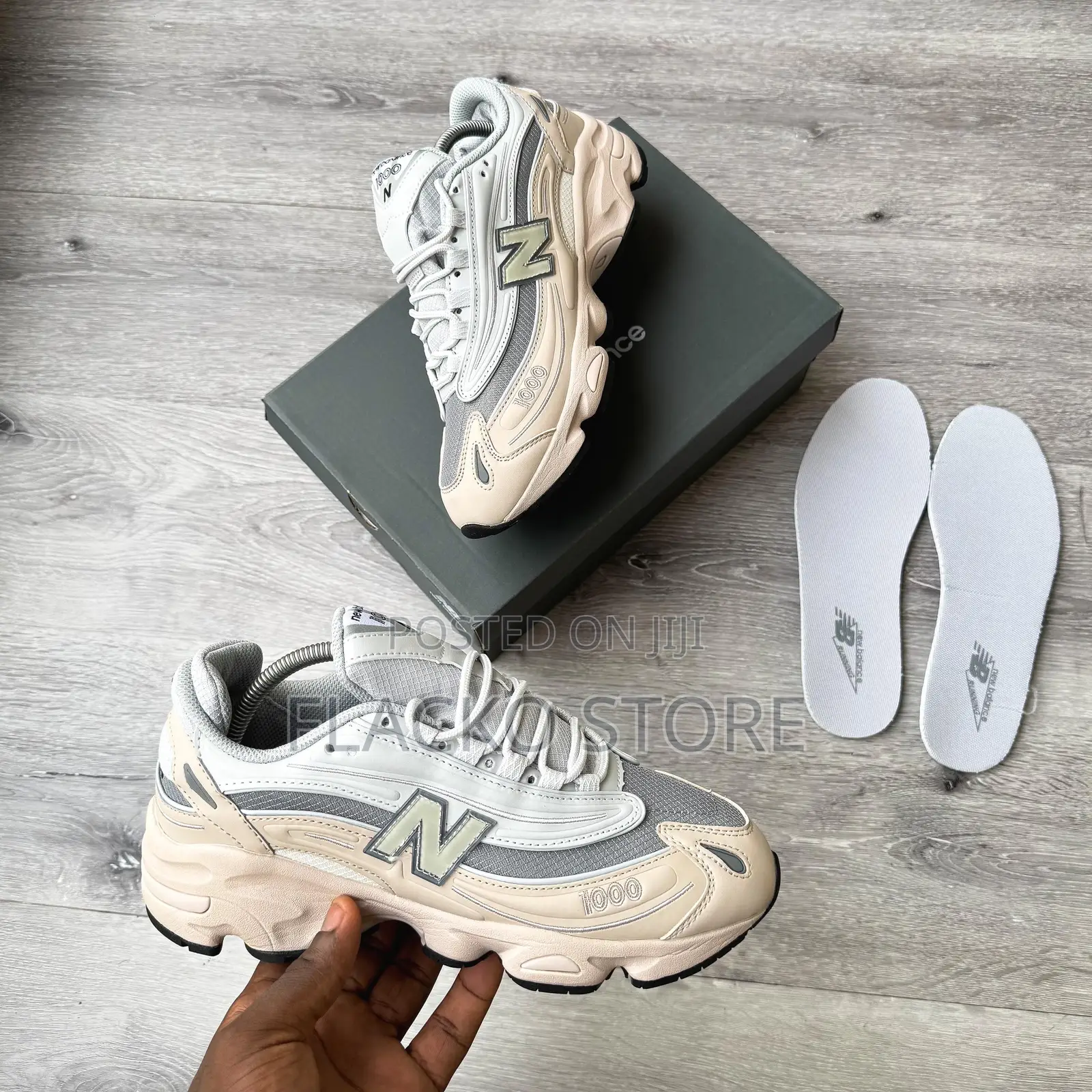 Original New Balance 1000 Sneakers