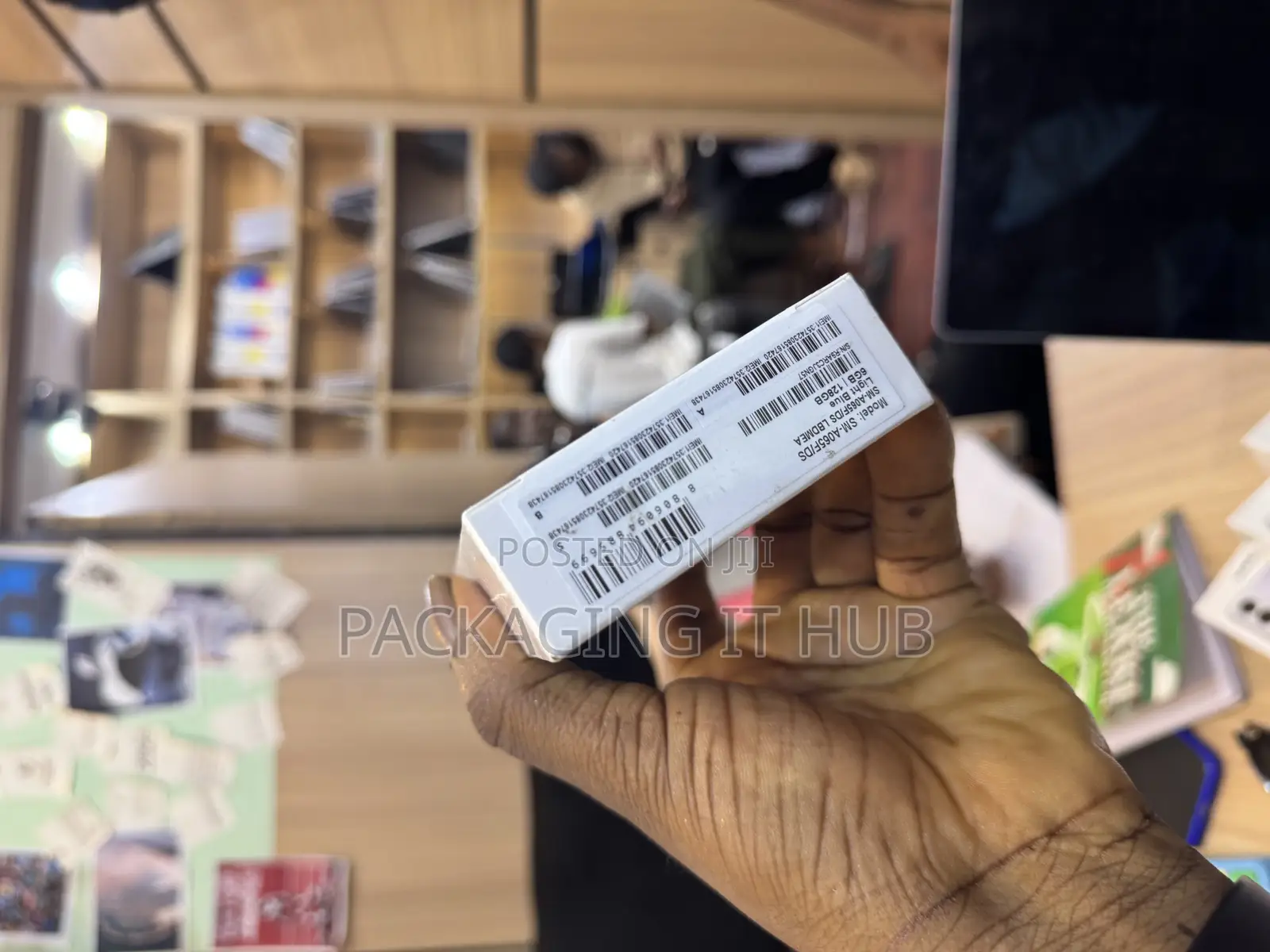 New Samsung Galaxy A06 128 GB Purple