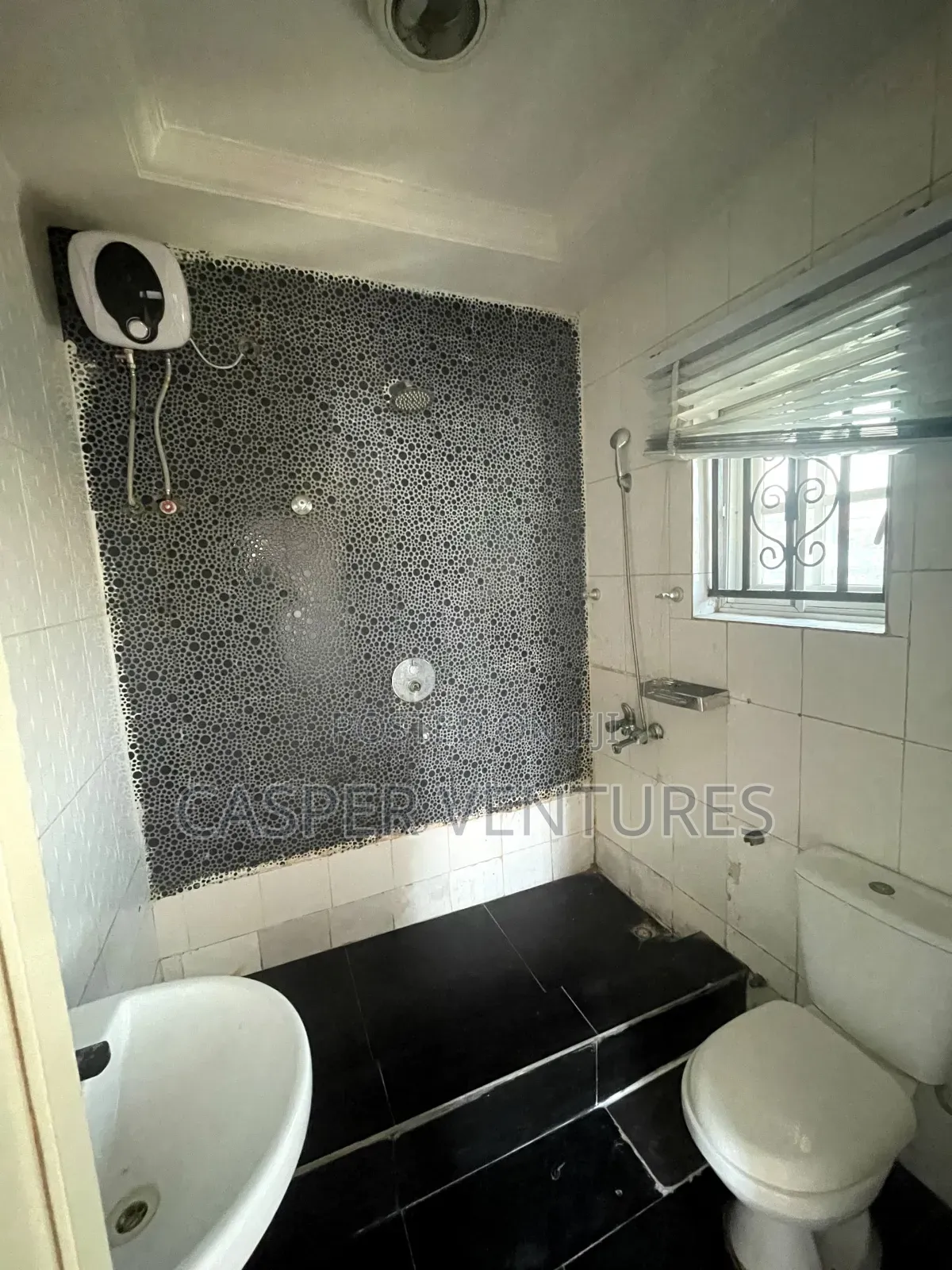 Studio Apartment in Oyinadu, Igbo-efon for rent