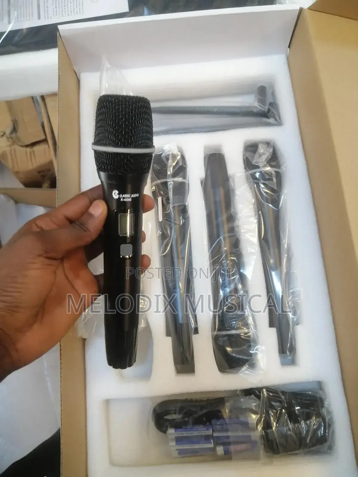 Classic Audio X4040 4 in 1 Professional Wireless Microphone
