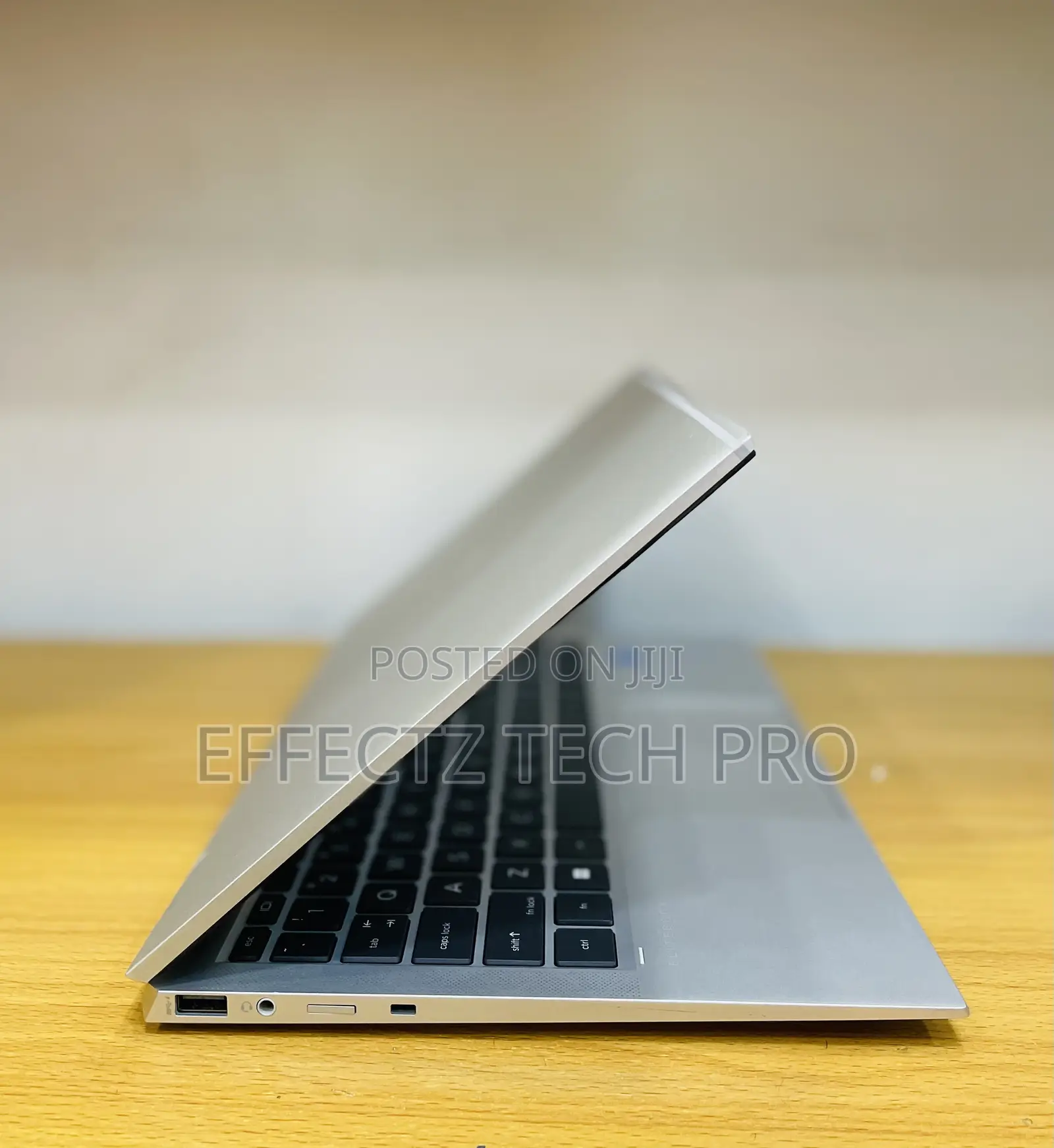 Laptop HP EliteBook 1040 G8 16GB Intel Core I5 SSD 256GB