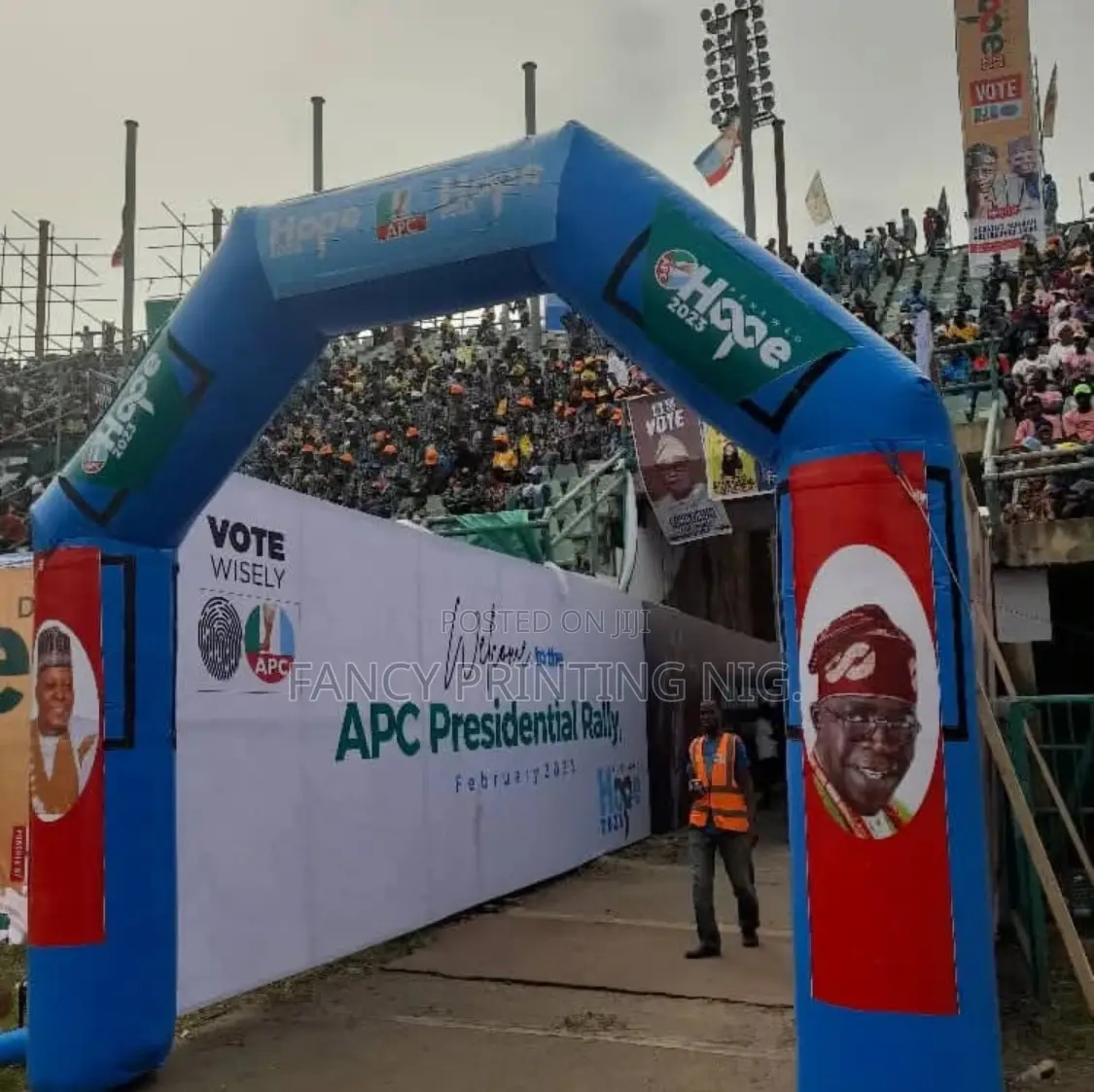 Branded Inflatable Campaign Entrance Arch