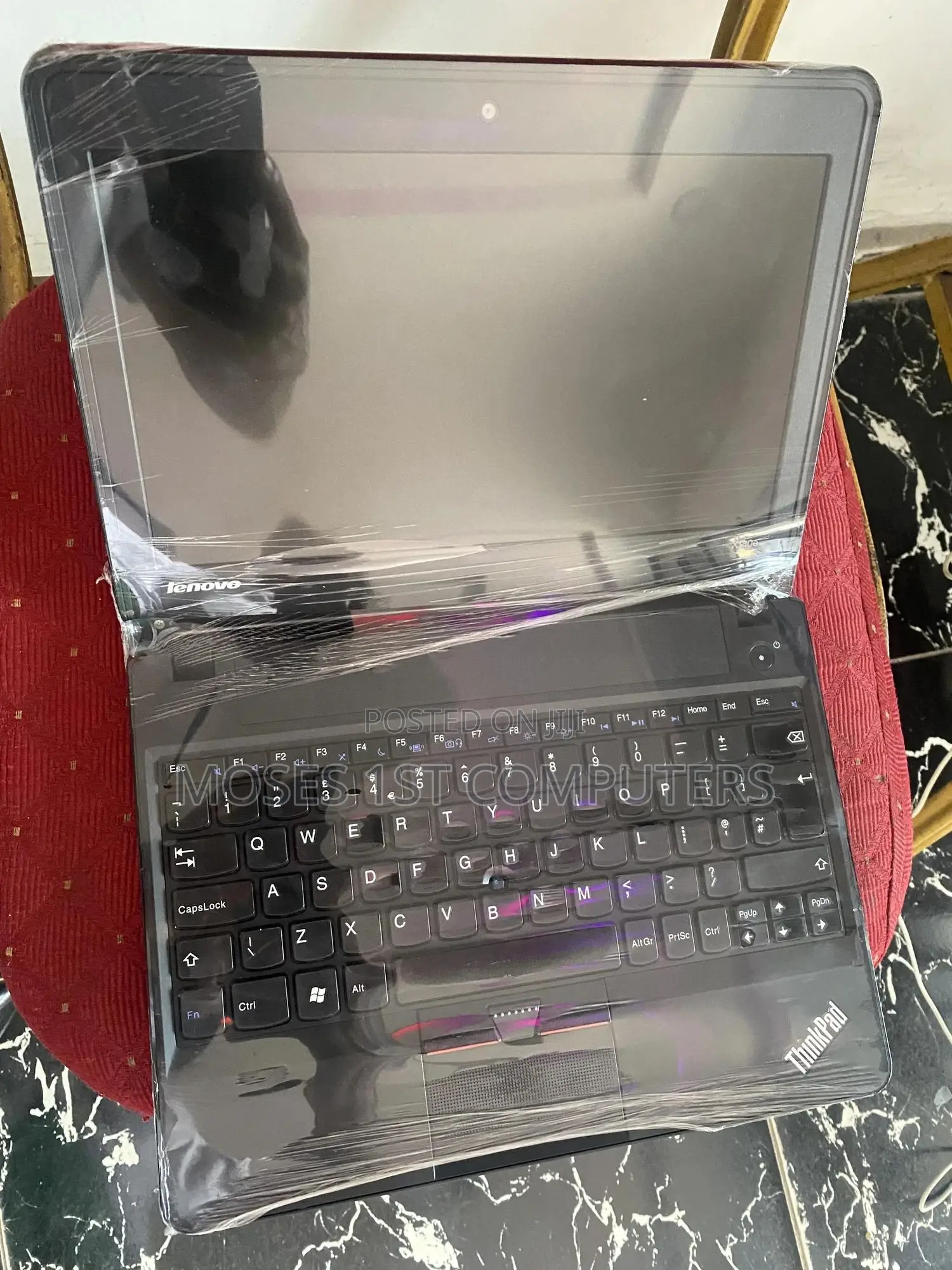 New Laptop Lenovo 4GB Intel HDD 250GB