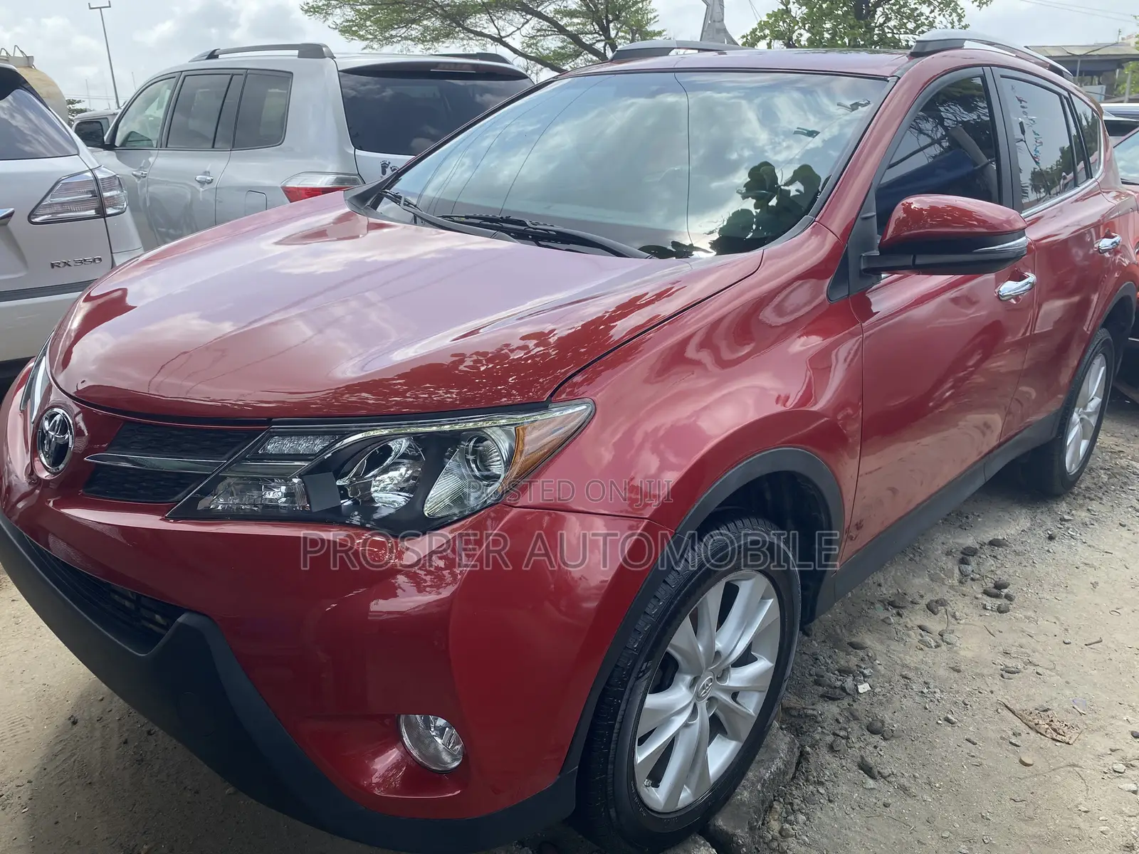 Toyota RAV4 2014 Red