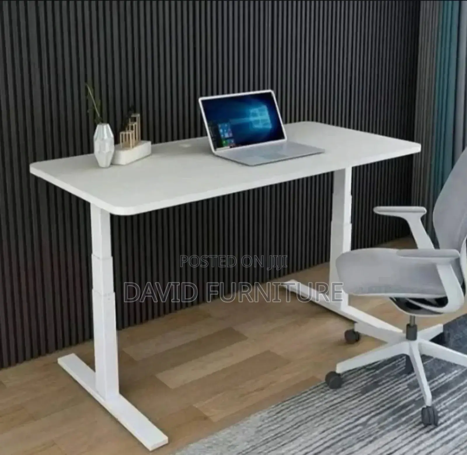 Modern Electric Adjustable Height Office Table.
