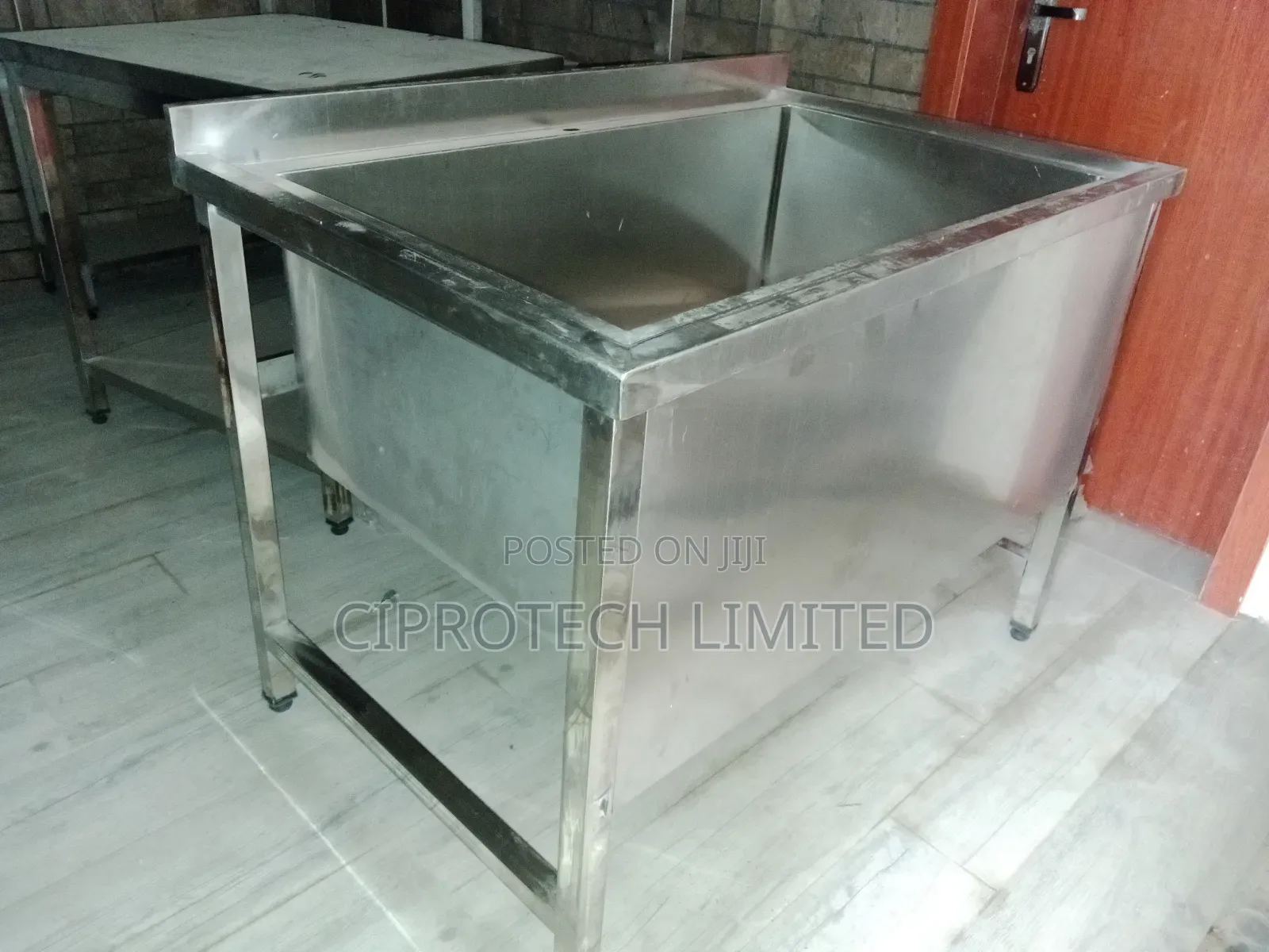 Pot Wash for Plates