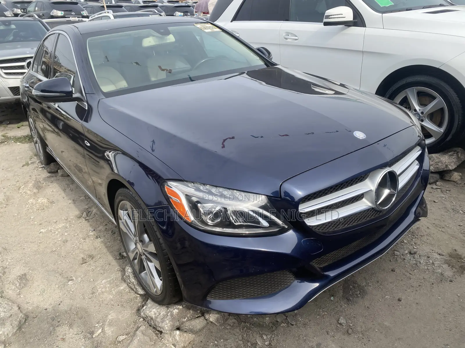 Mercedes-Benz C300 2016 Blue