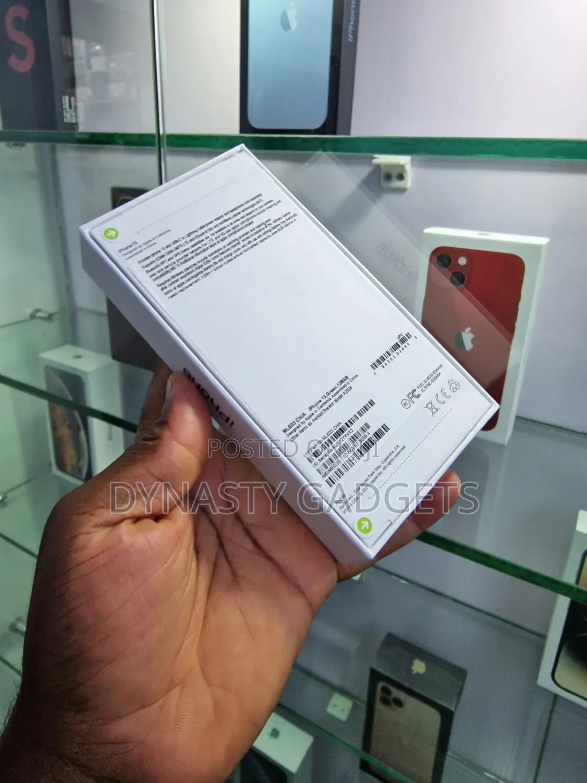 New Apple iPhone 13 256 GB Green