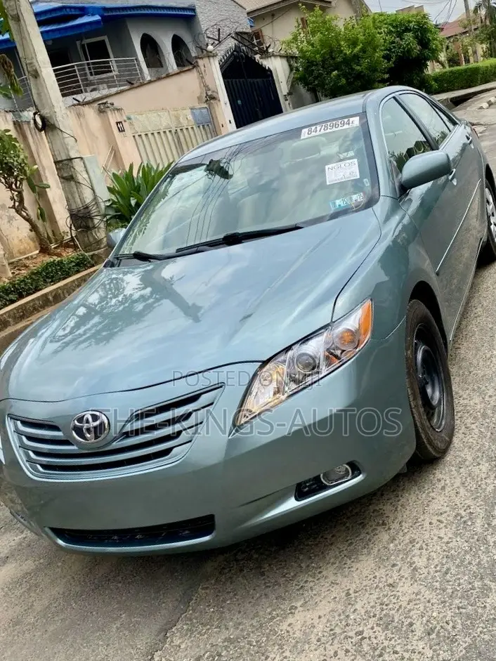 Toyota Camry LE 4dr Sedan (2.4L 4cyl 5A) 2008 Green