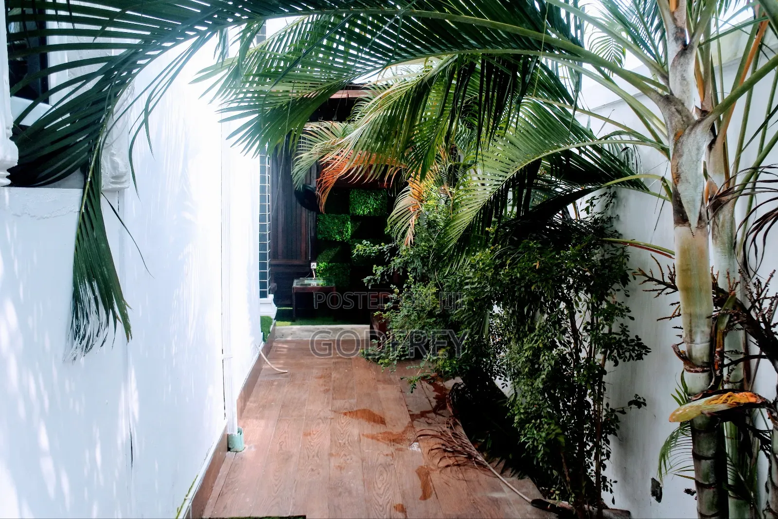 Single Room Hotel