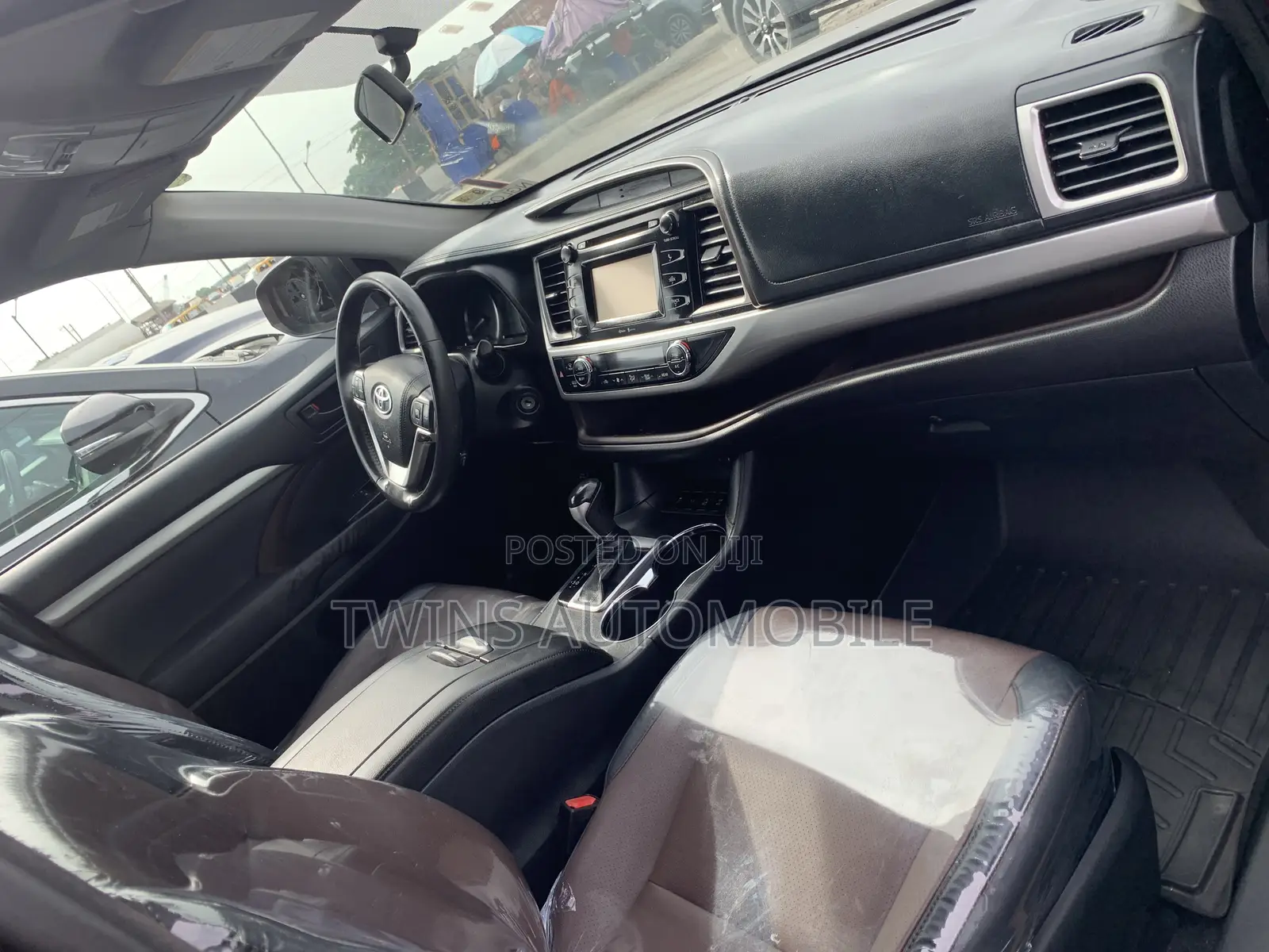 Toyota Highlander LE V6 4x4 (3.5L 6cyl 6A) 2016 Burgundy