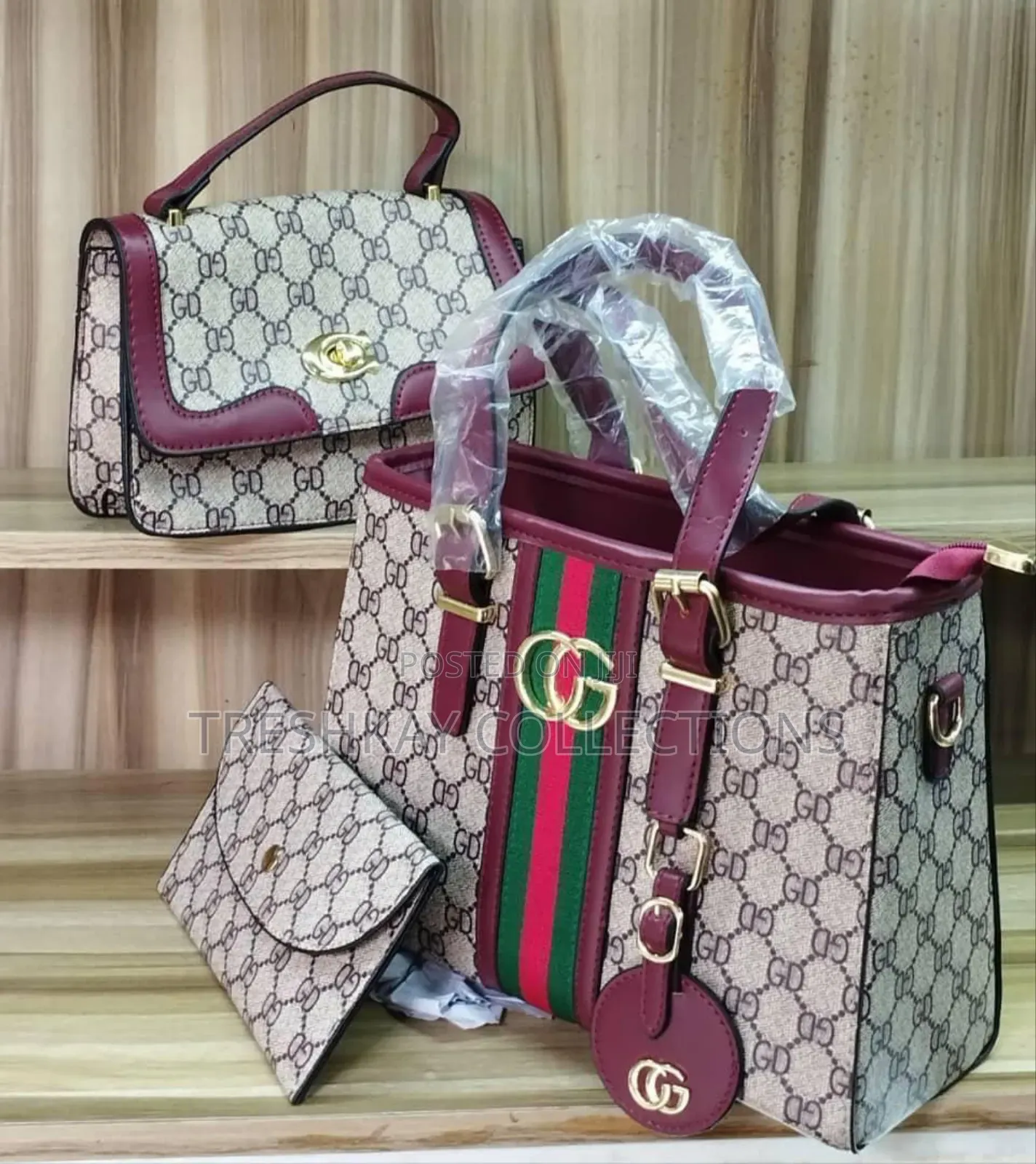 Quality Assured Ladies Luxury Bag 