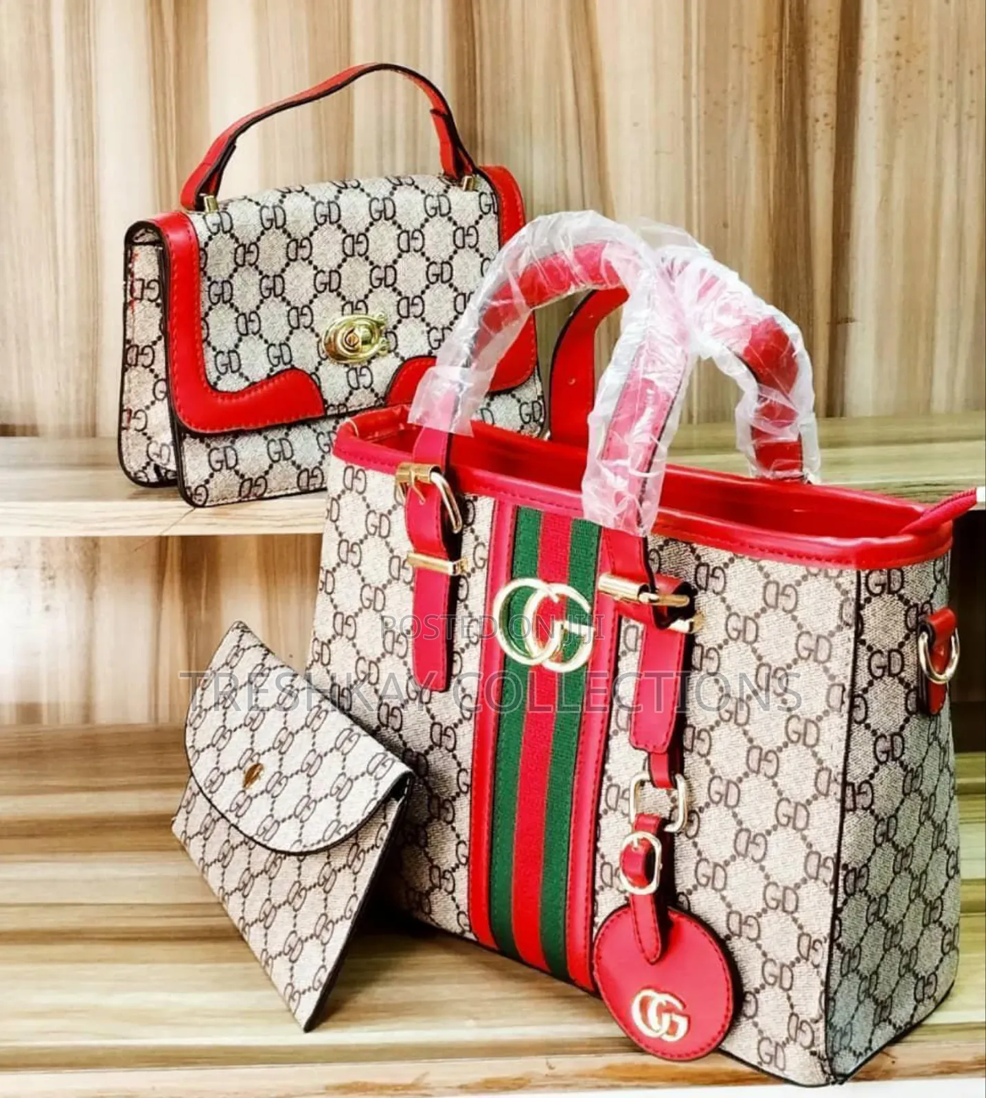 Quality Assured Ladies Luxury Bag 