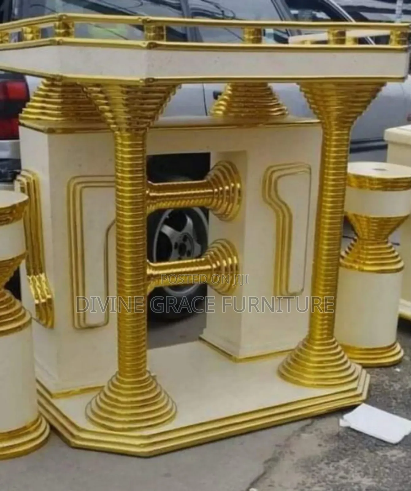Durable Pulpit and Flower Vases