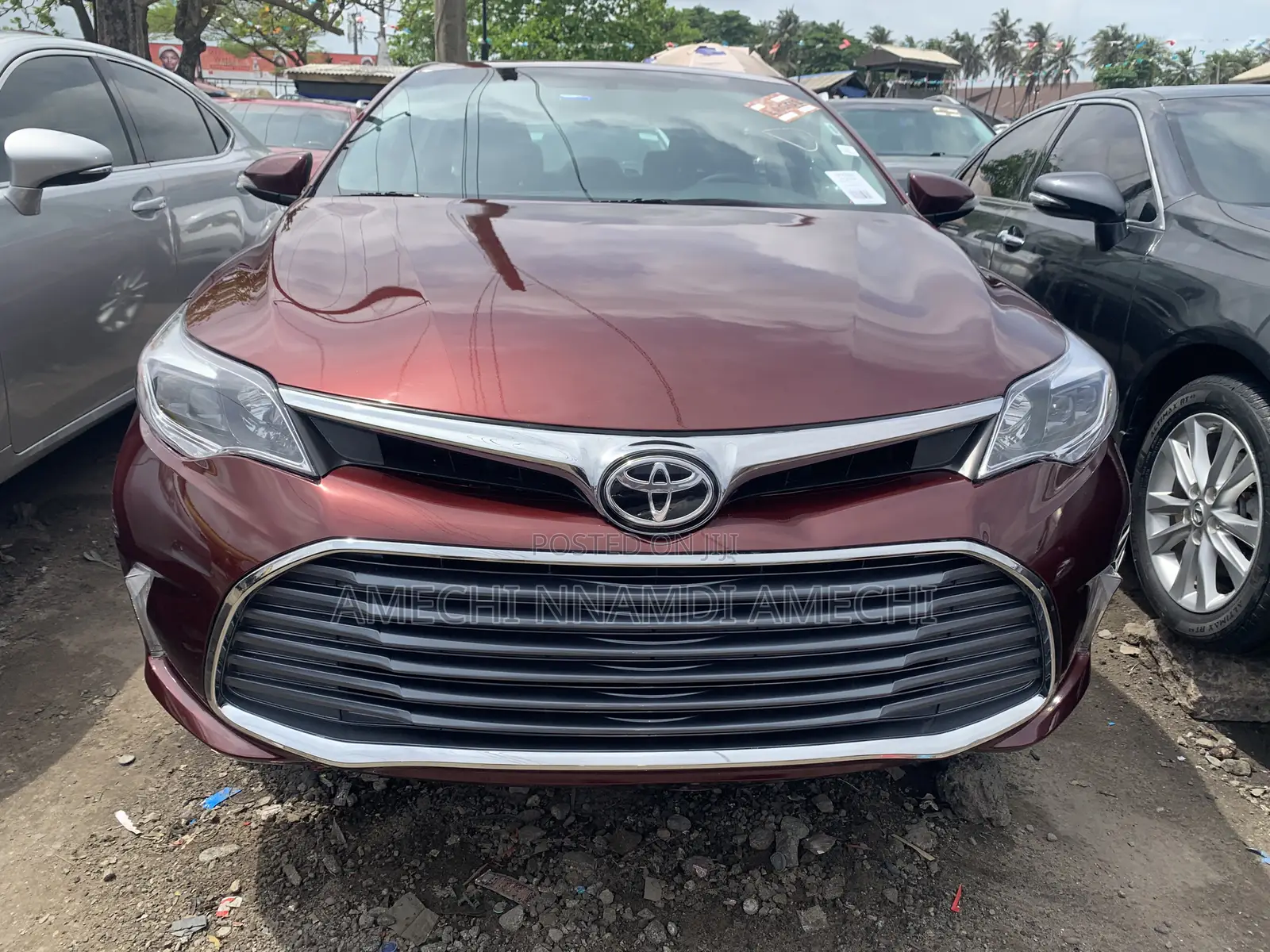 Toyota Avalon XLE Premium Sedan FWD (3.5L 6cyl 6A) 2013 Red