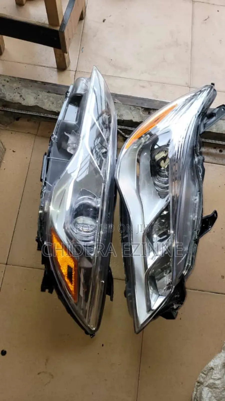Toyota Camry 2017 Model the Two Headlights Sports