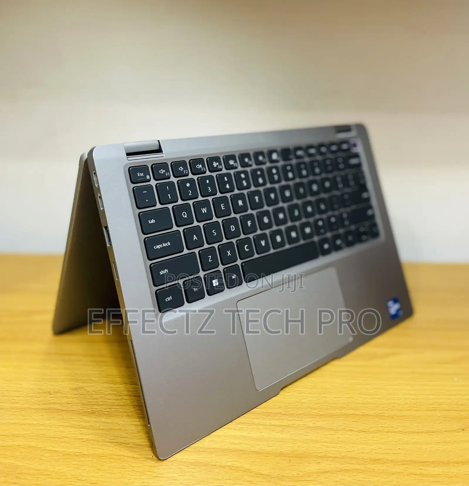 Laptop Dell Latitude 5320 16GB Intel Core I7 SSD 256GB