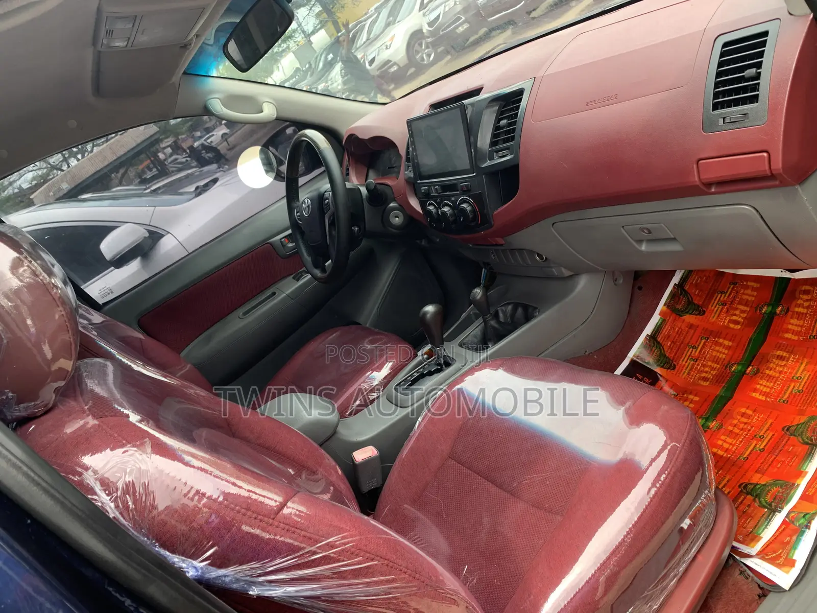 Toyota Hilux Revo Double Cab Petrol 2.7 AWD 2019 Blue