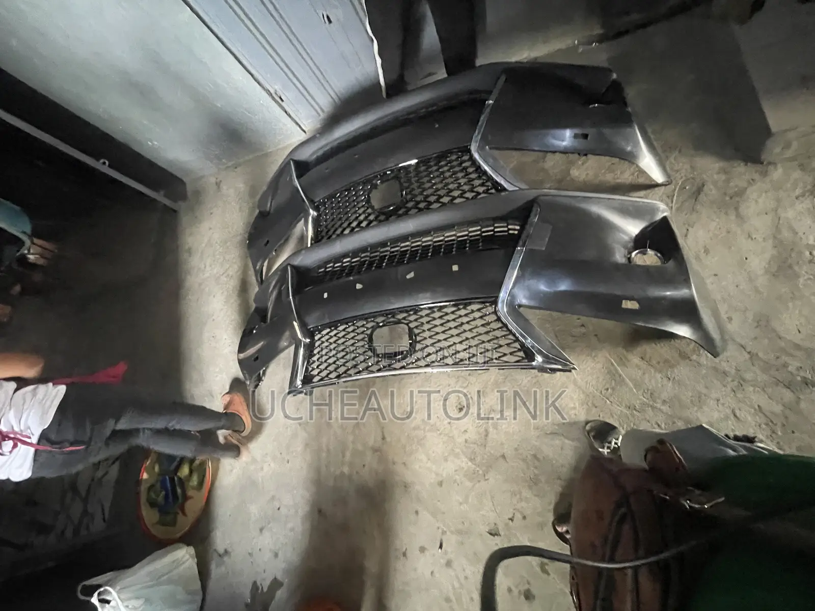 Rx350 2015 Complete Front Bumper Available as Seen