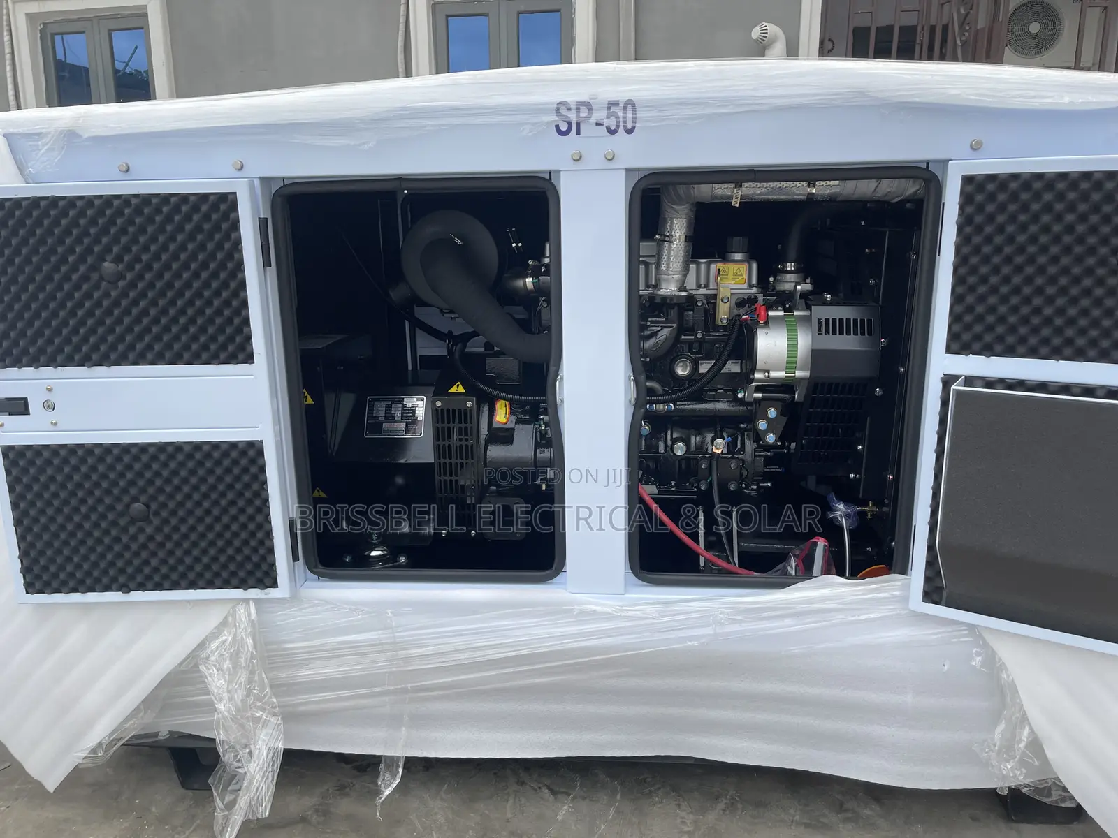 Authentic England Perkins Soundproof Diesel Generator 40kva