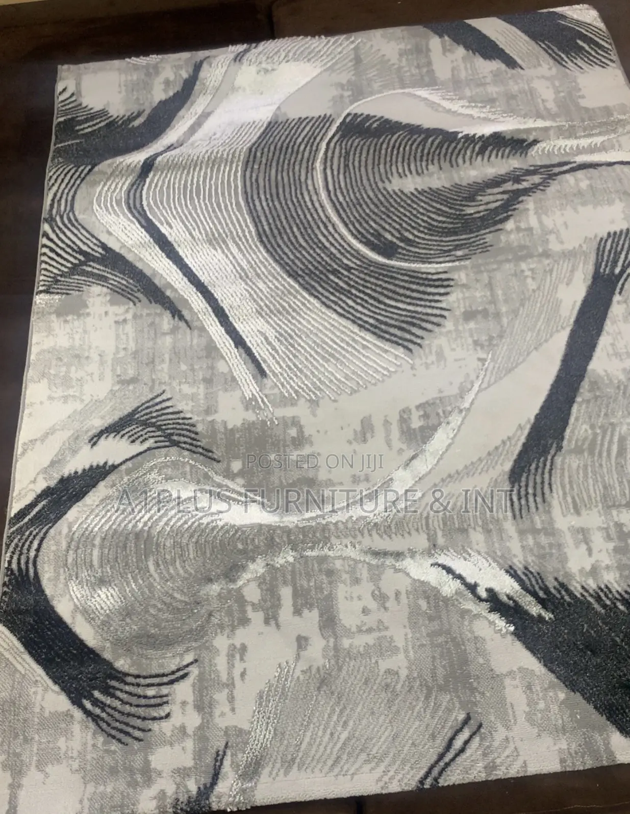 4’ X 7’ Center Rug