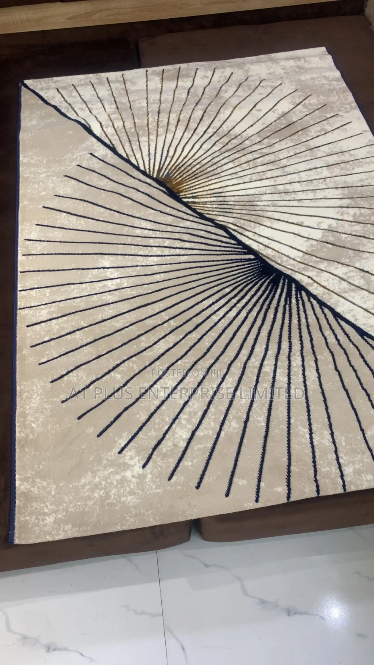 4’ X 7’ Center Rug