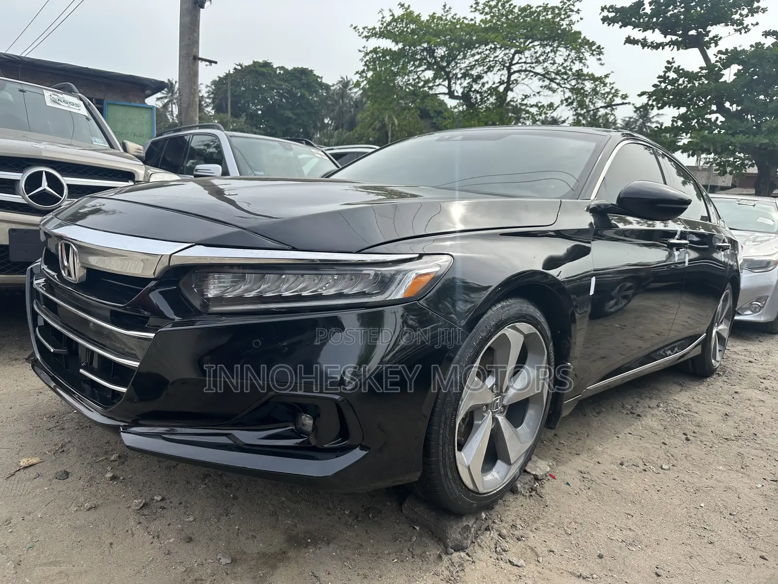 Honda Accord Touring 2.0T 2018 Black