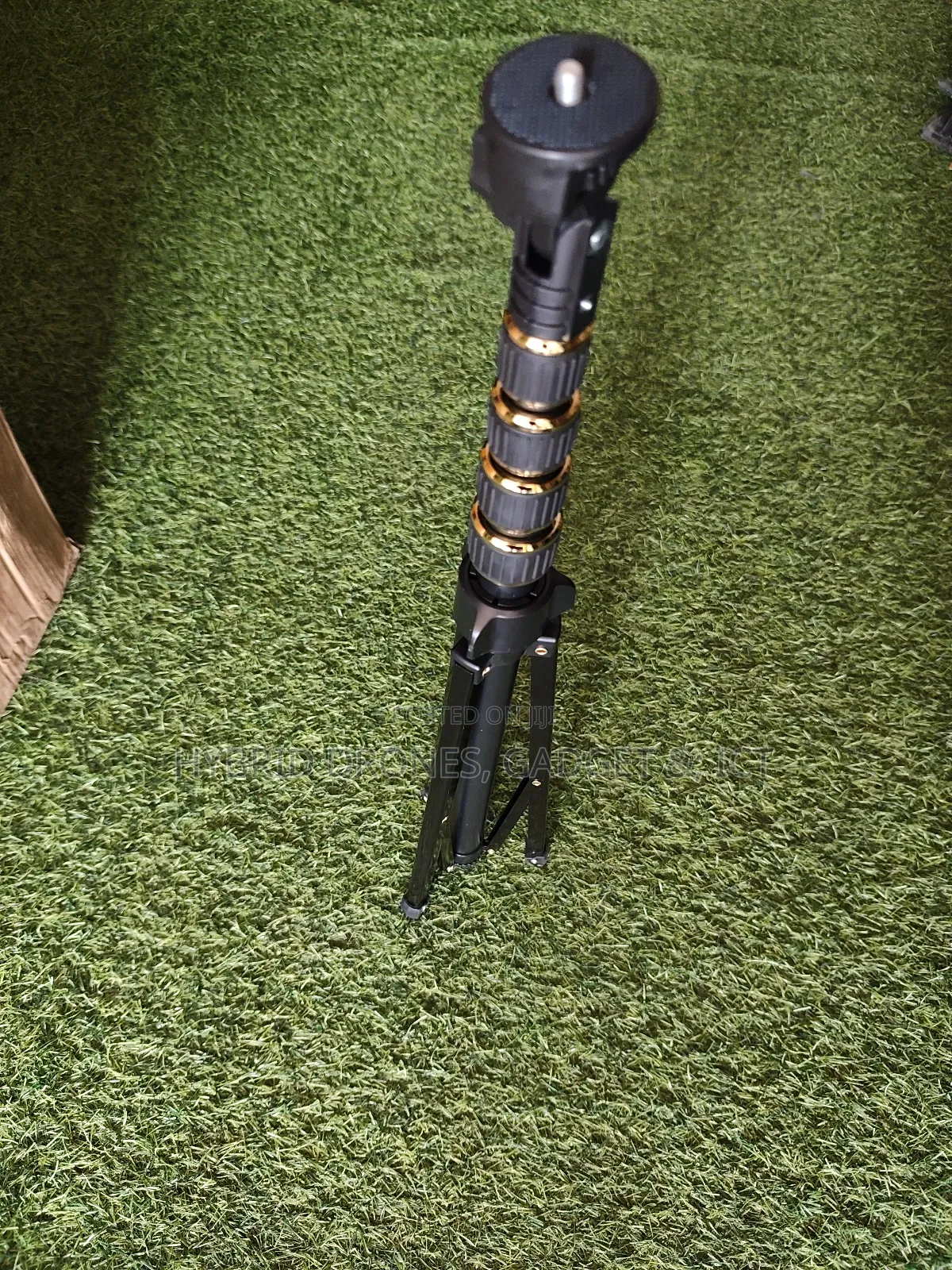 6.5ft Tripod for Mobile Phone With 360 Phone Holder