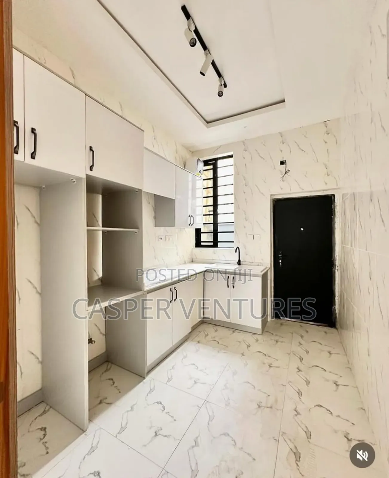 4bdrm Duplex in Gra, Ikota for sale